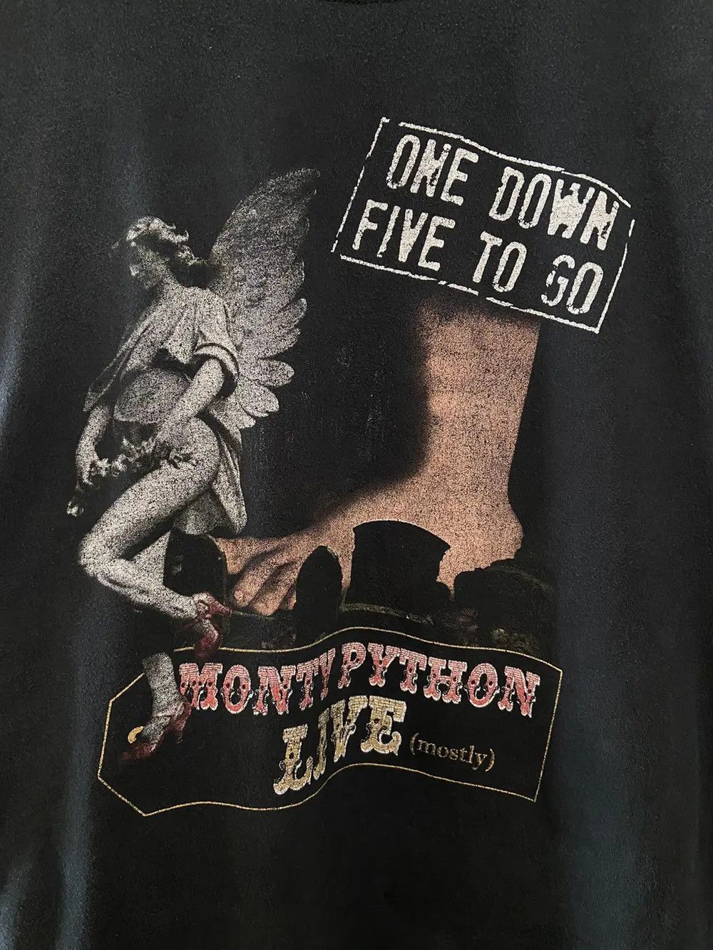 Band Tees RARE VINTAGE MONTY PYTHON TOUR UK COMEDY TROUPE TEE T SHIRT Size US XL / EU 56 / 4 - 10 Thumbnail