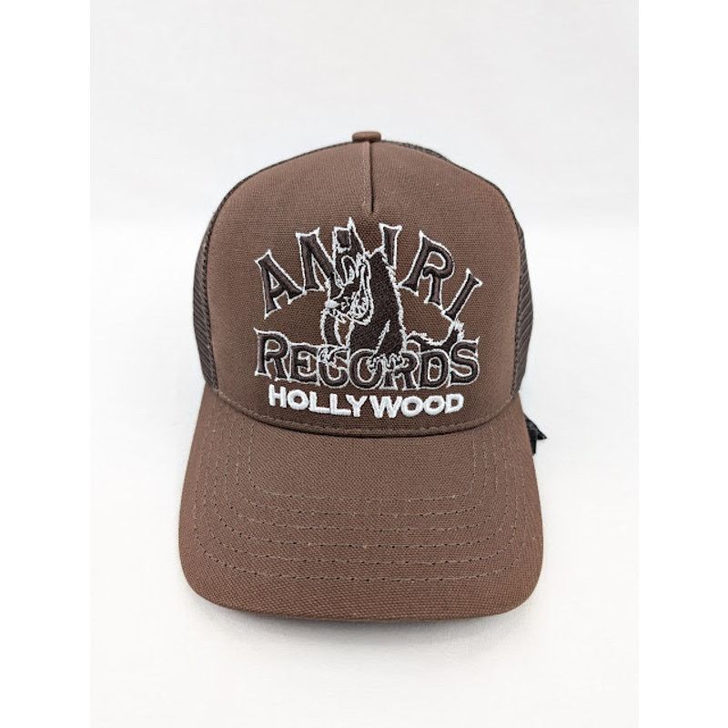o1rshd1 Q:2 /Size: OS/Wolf Logo Trucker Hat / Cap in Acorn