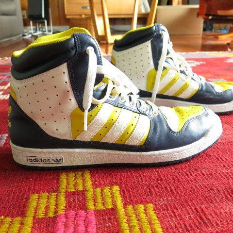 Adidas Hi top basketball Size US 11 / EU 44 - 1 Thumbnail