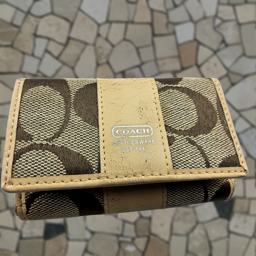 Coach Coach Signature 6 Key Holder Snap Case Wallet Size ONE SIZE - 1 Thumbnail