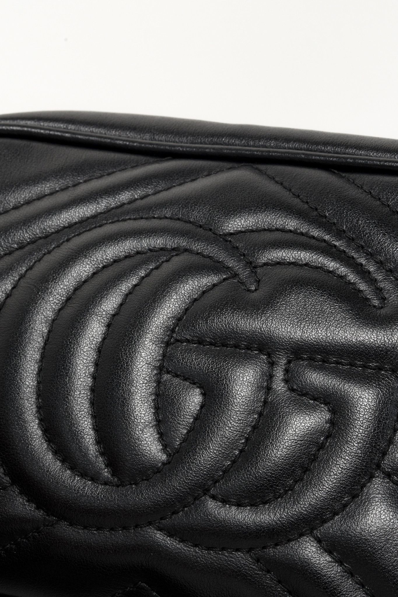 Gucci Gucci GG Marmont Mini Shoulder Leather Bag Black Gold Tone Size ONE SIZE - 10 Thumbnail