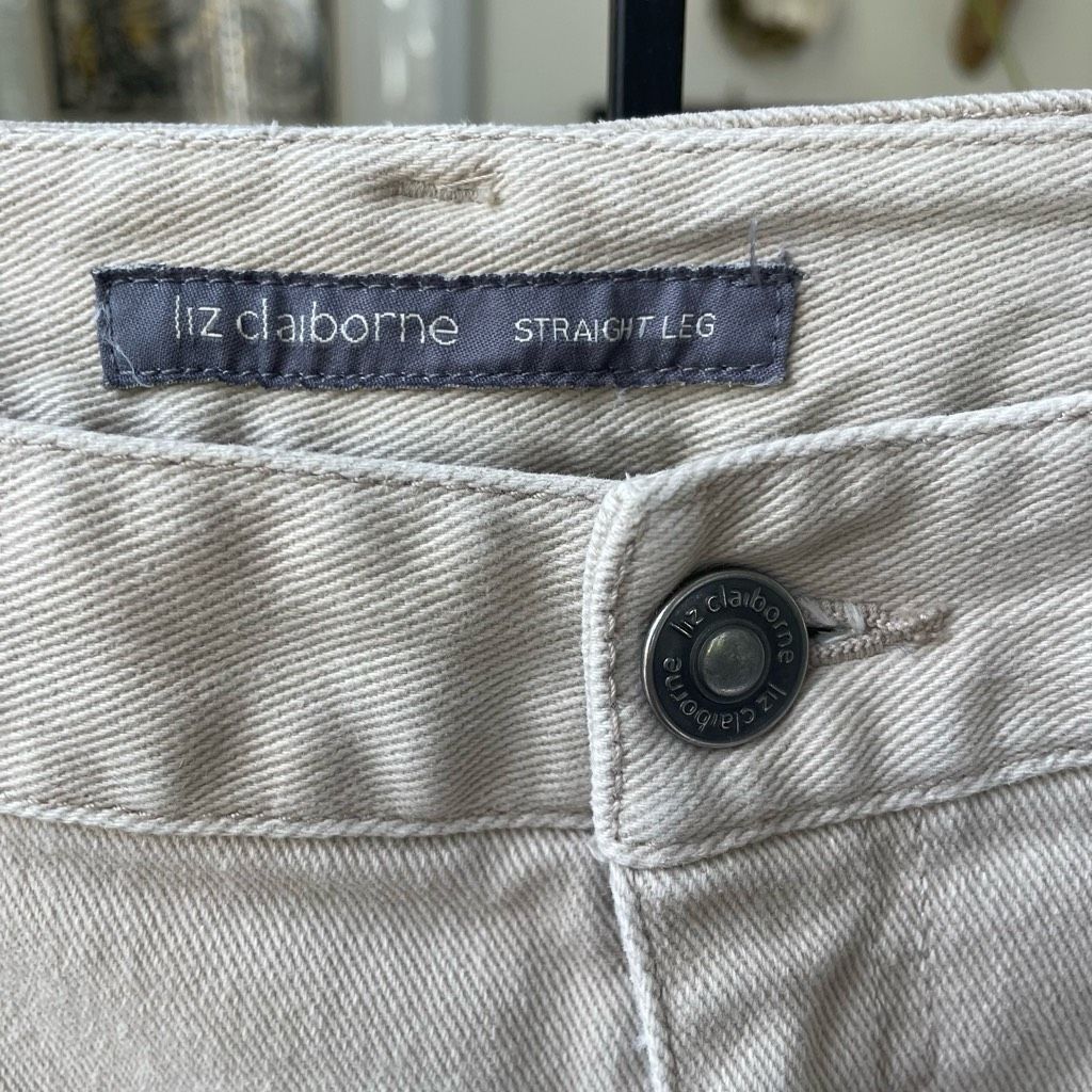 Liz Claiborne Liz Claiborne Beige Denim Straight Leg Jeans 18W Petite Size 40" / US 18 - 4 Thumbnail