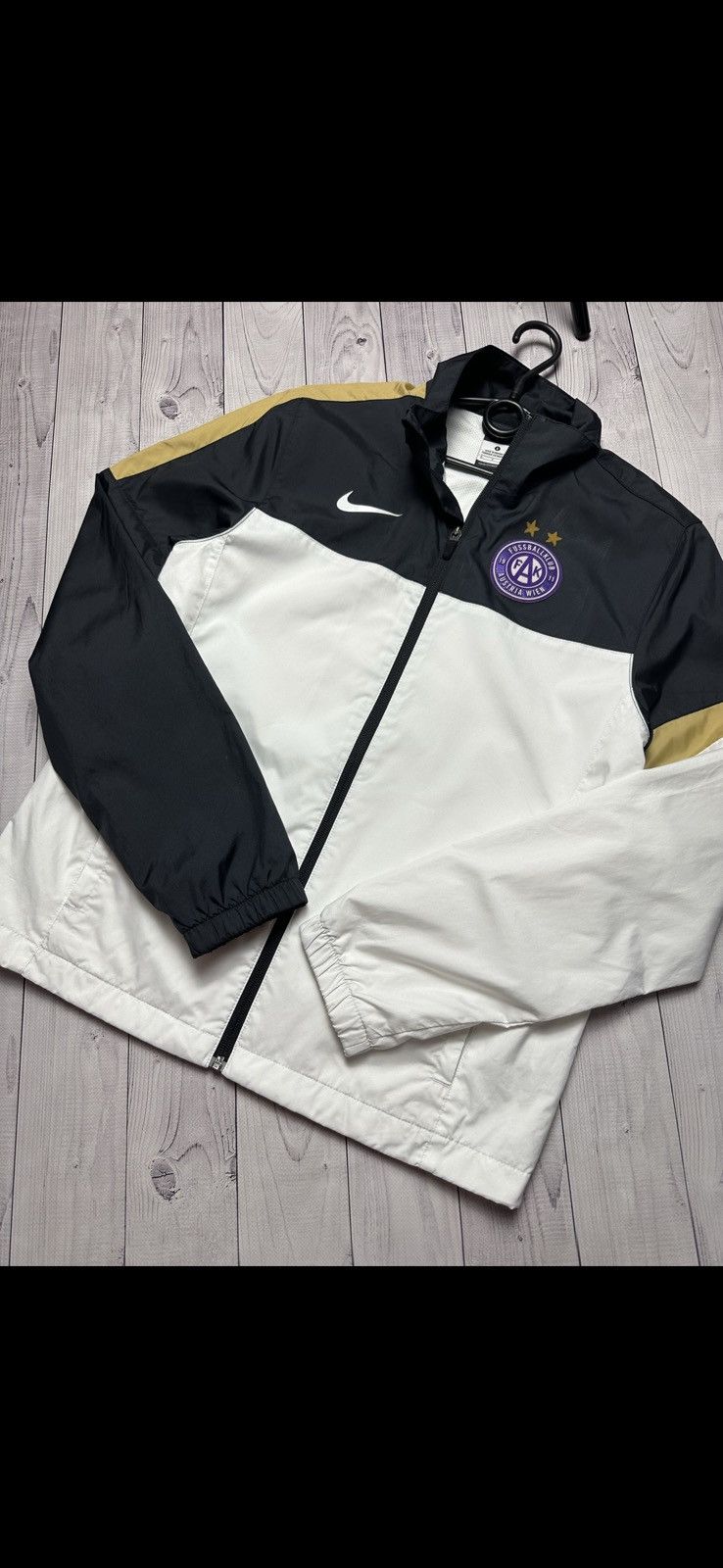 Nike × Vintage Vintage Nike Austria Wein soccer jacket size S logo Size US S / EU 44-46 / 1 - 6 Thumbnail