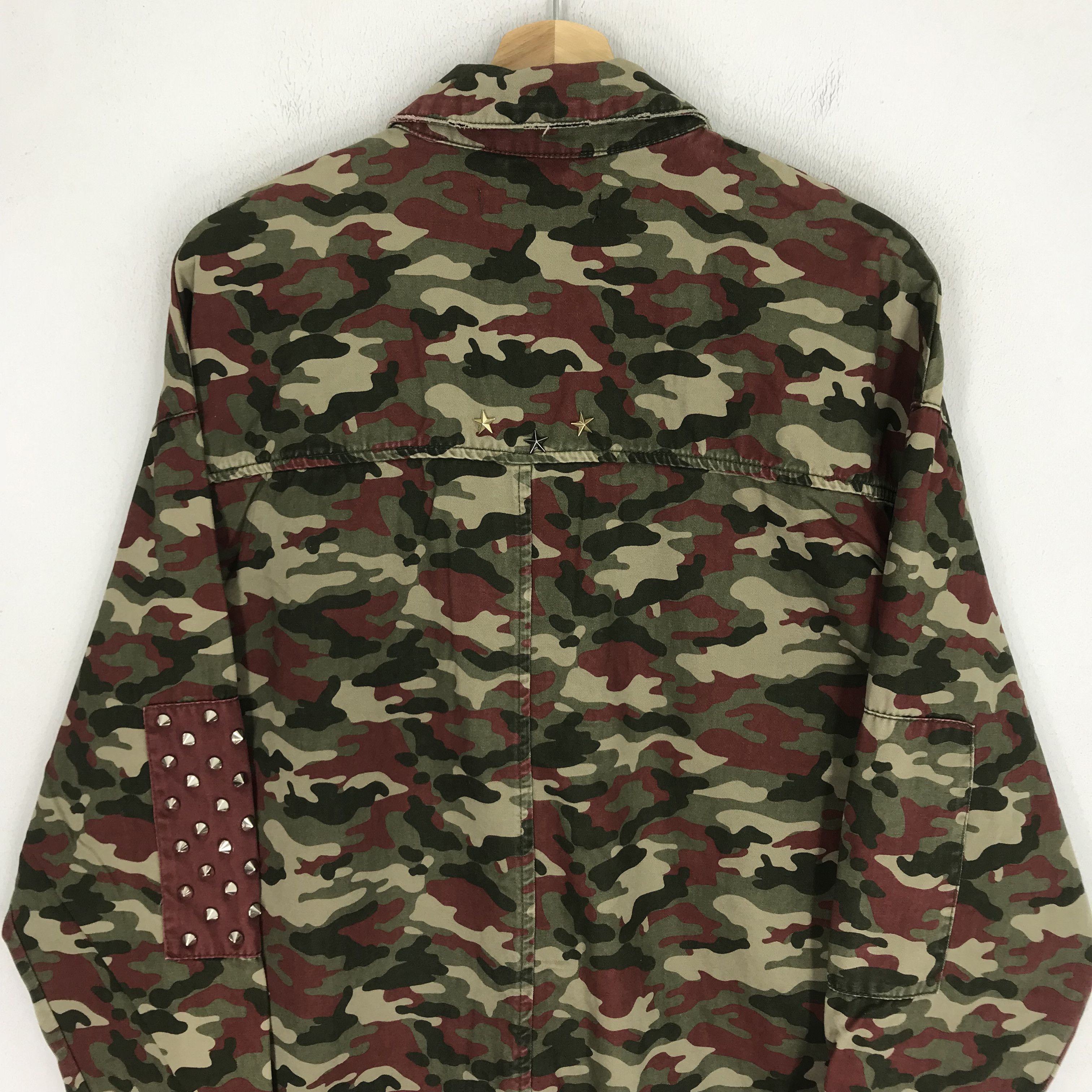 Vintage Vintage Zara Stud Punk Military Camouflage Outfits Jacket Size US M / EU 48-50 / 2 - 4 Thumbnail