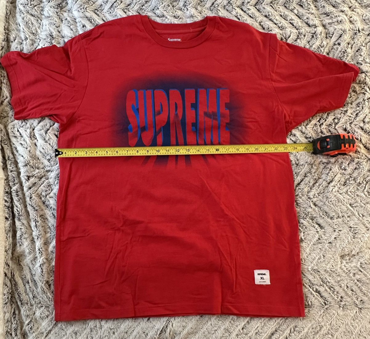 Supreme offers FW18 Light S/S logo top