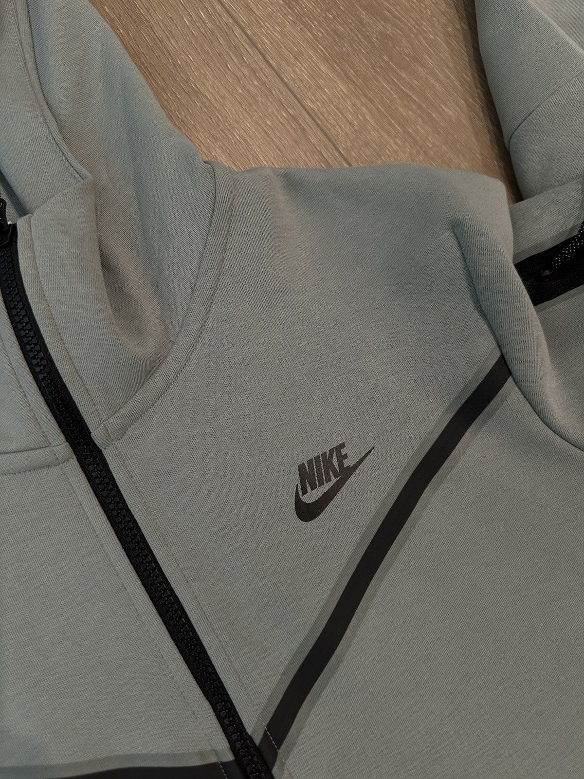 Nike Nike Tech Fleece Hoodie Mica Green Size US L / EU 52-54 / 3 - 3 Thumbnail