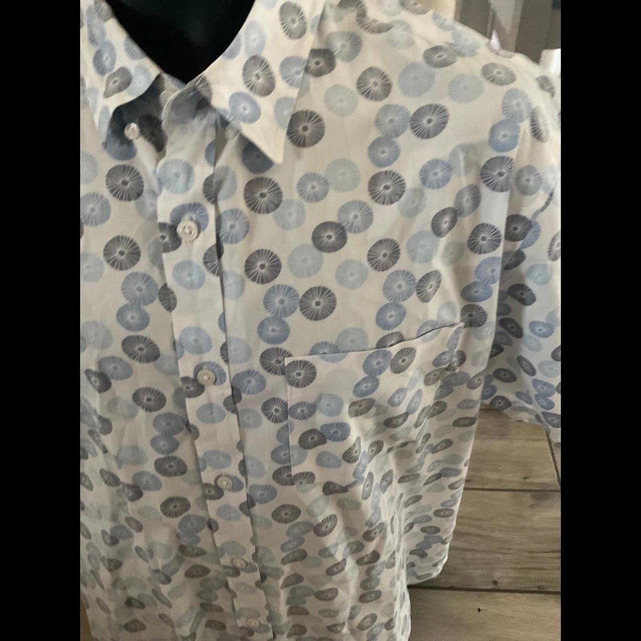 Old Navy Mens Used Old Navy The Size US XL / EU 56 / 4 - 2 Thumbnail