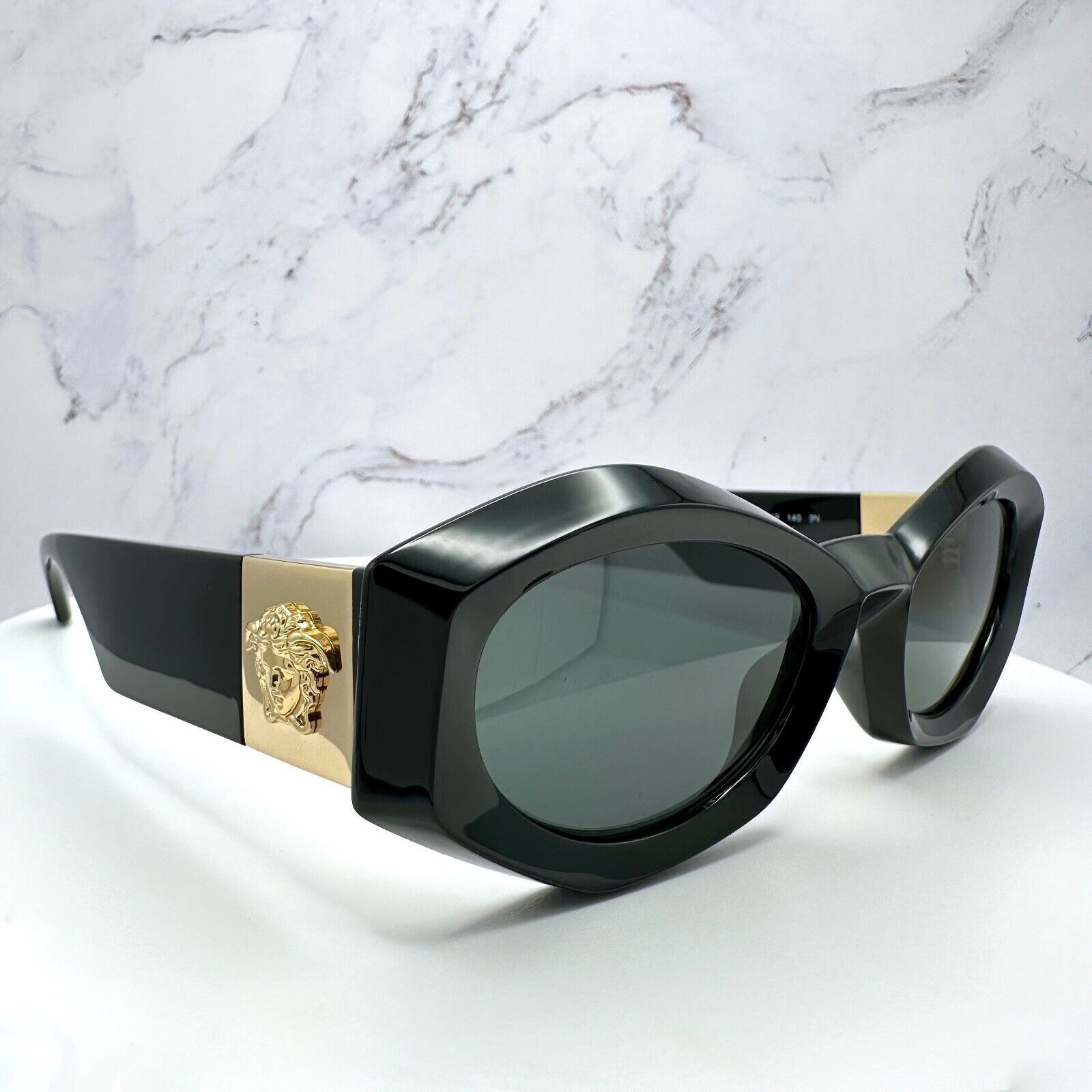 Versace New Versace Sunglasses Black Gold Medusa Plaque Oval Italy Size ONE SIZE - 5 Thumbnail