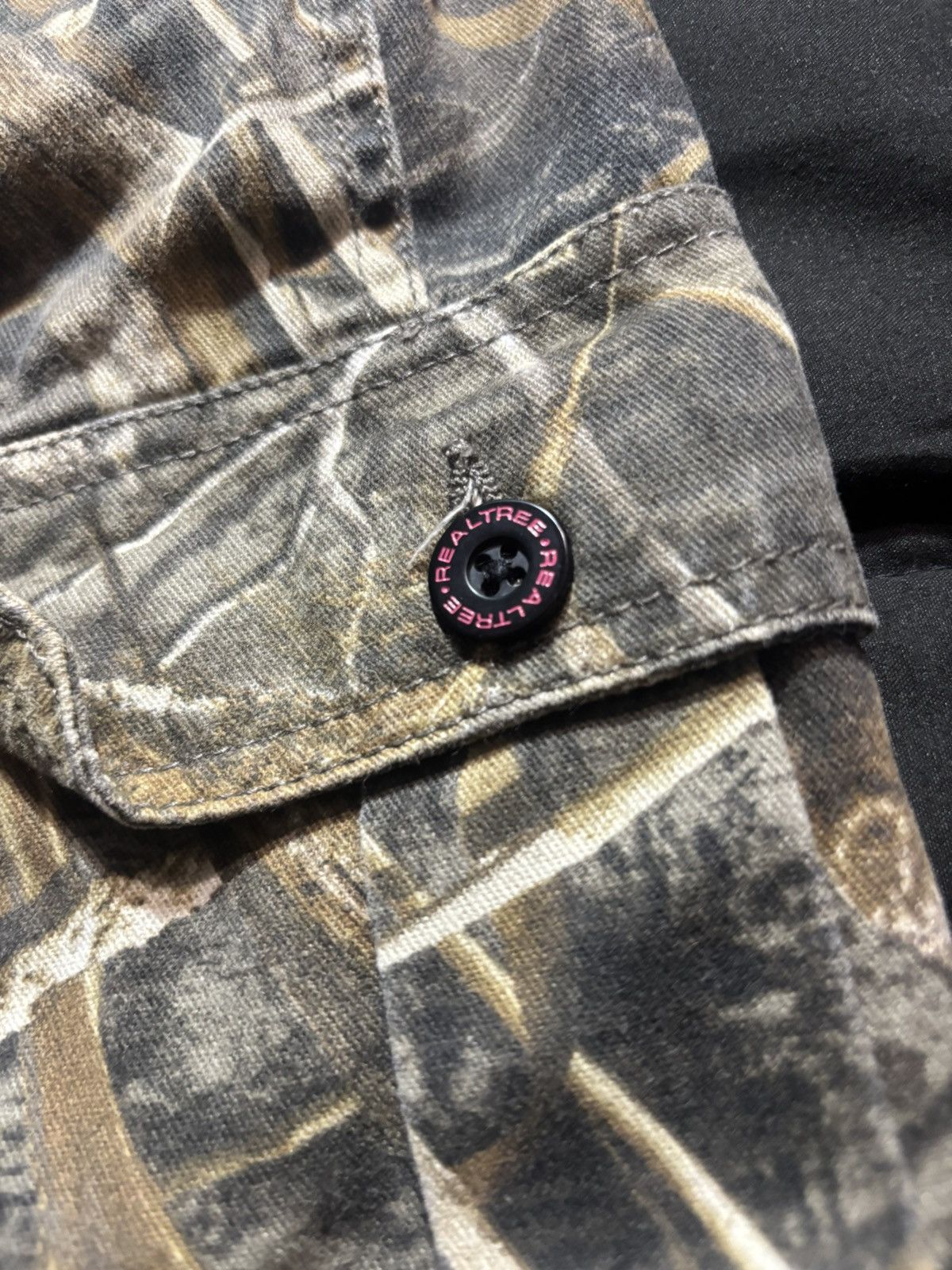 Realtree Realtree Camo Cargo PINK Size US 31 - 2 Thumbnail