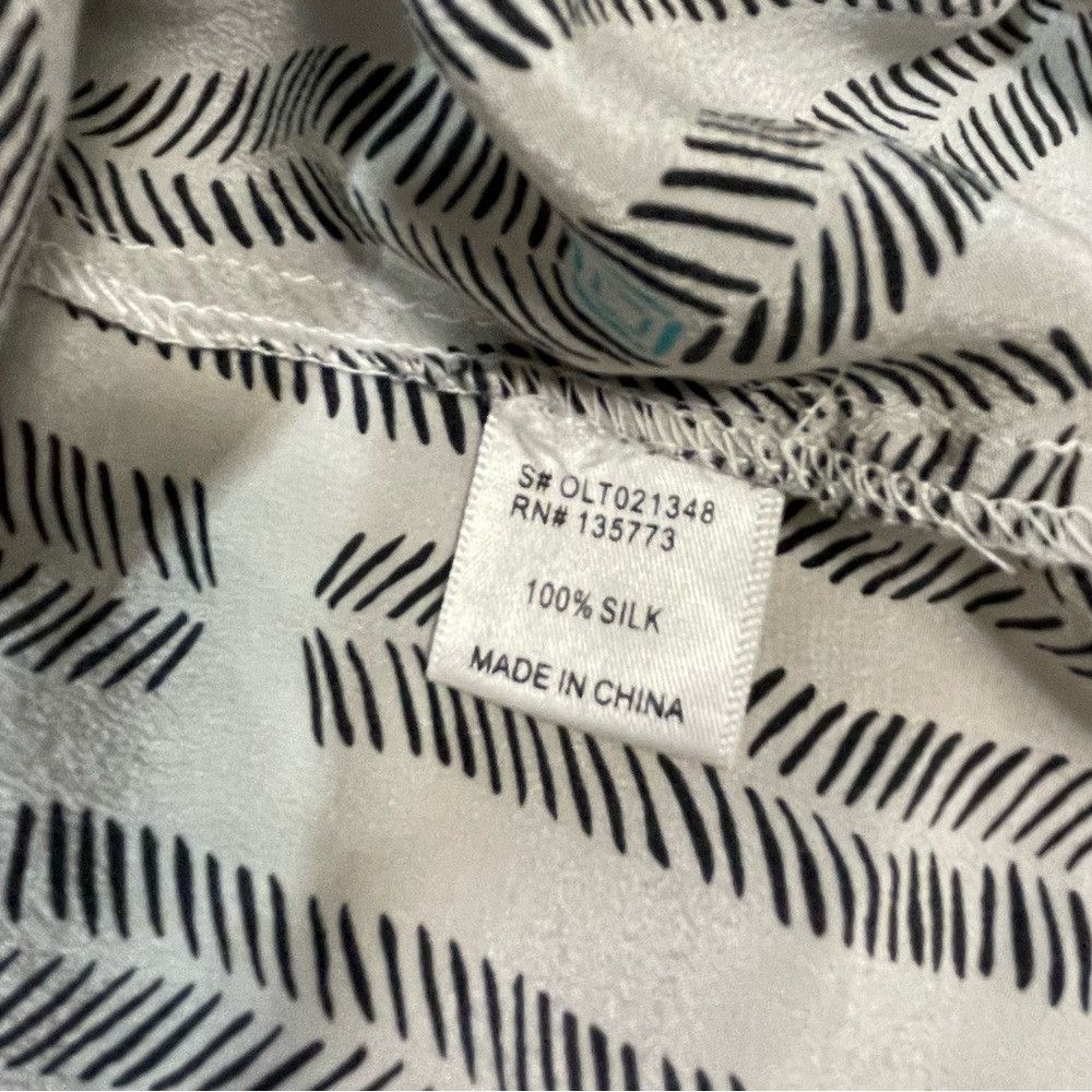 Other Olivaceous Silk Sleeveless Button Tie Front Top Size M Size M / US 6-8 / IT 42-44 - 7 Thumbnail
