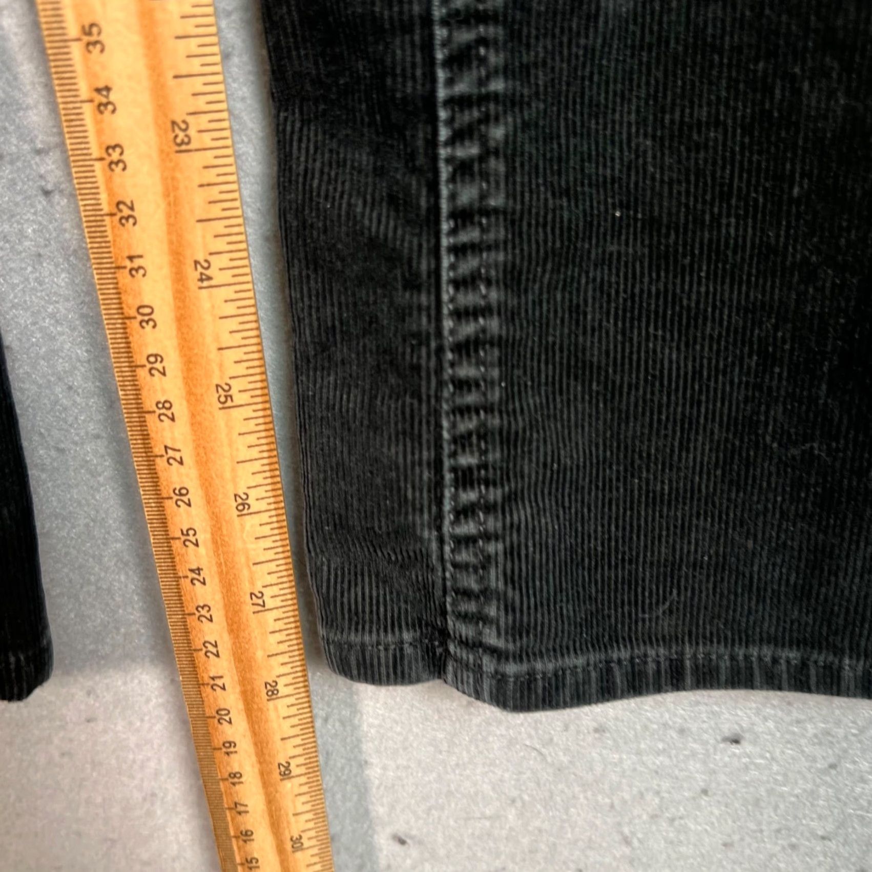 J.Crew J.CREW Womens Pants 6S Black Corduroy Straight Leg Favorite Fit Size 28" / US 6 / IT 42 - 7 Thumbnail