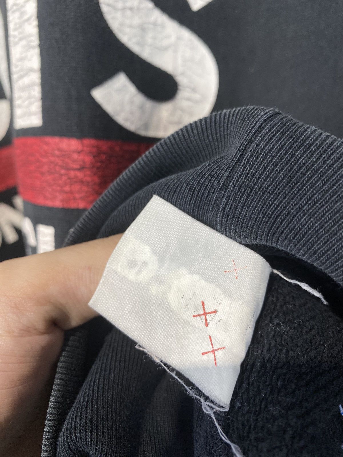 Bape Grail Rare Vintage Bathing Ape Bape Cuts Run DMC Crewneck Size US L / EU 52-54 / 3 - 6 Thumbnail