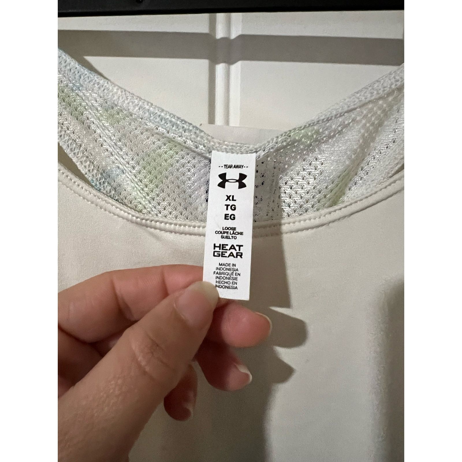 Under Armour Racerback Sport Fashion Tank Top Loose Fit White Heat Gear Size XL / US 12-14 / IT 48-50 - 6 Thumbnail