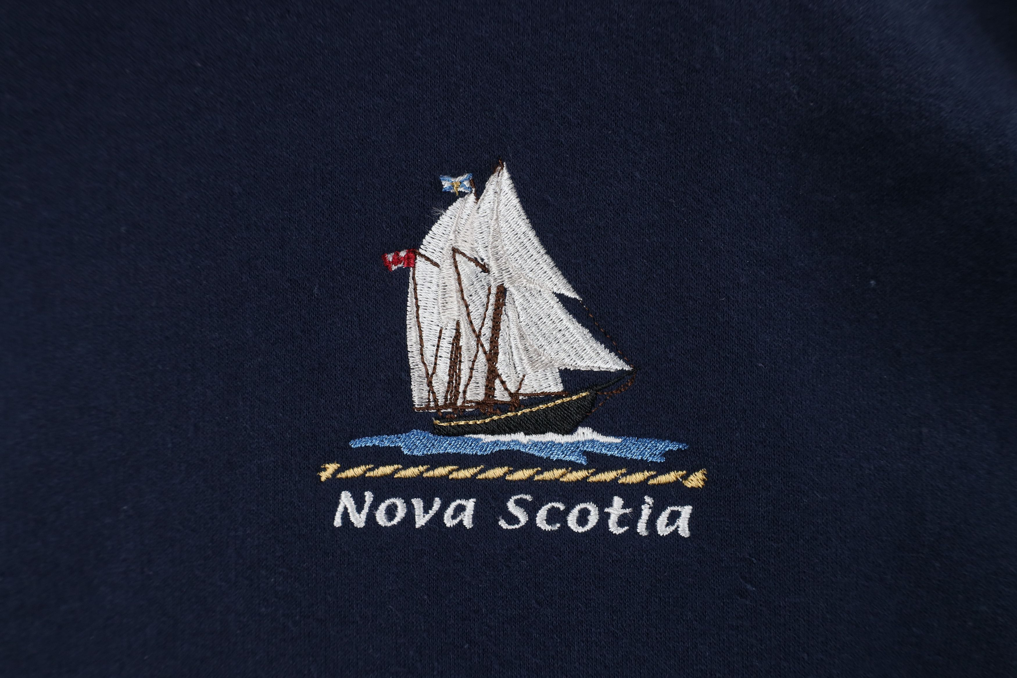 Vintage Vintage 90s Streetwear Nova Scotia Sailboat Sweatshirt Blue Size US L / EU 52-54 / 3 - 4 Thumbnail