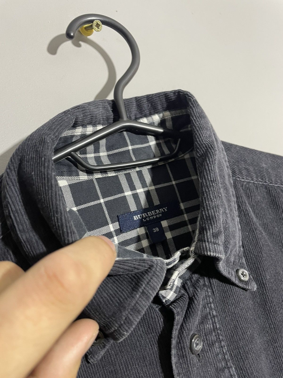 Burberry Vintage Burberry London Velvet Shirt size 39 Size 38L - 5 Thumbnail