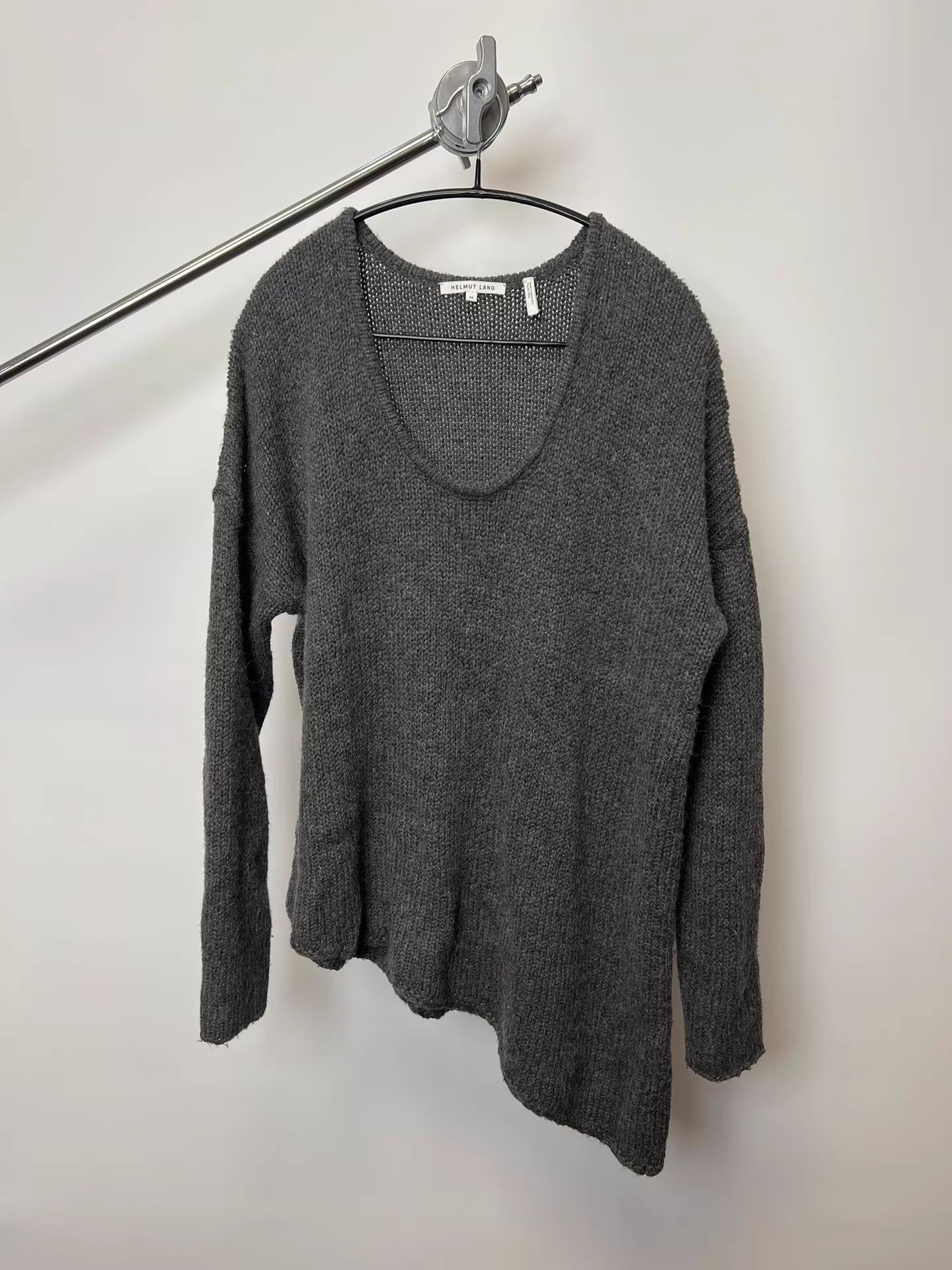 Helmut Lang Helmut Lang Alpaca Blend Asym Hem Low Crew Sweater M Size M / US 6-8 / IT 42-44 - 1 Thumbnail
