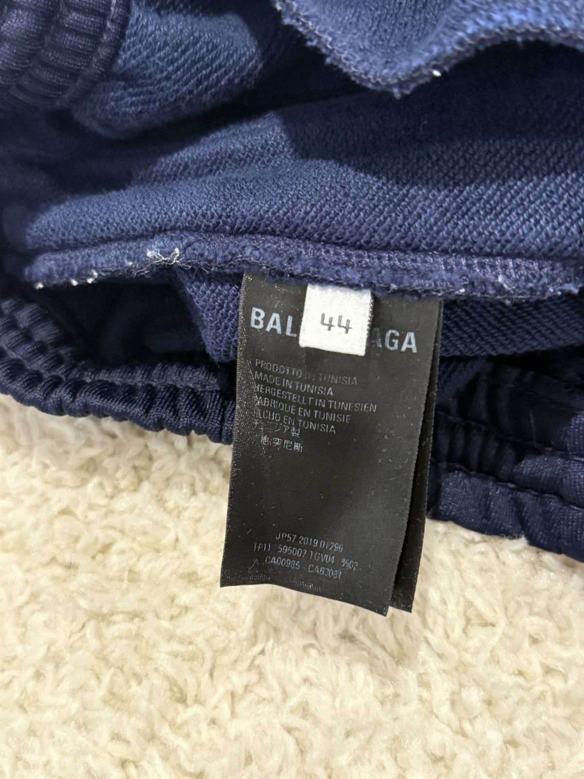 Balenciaga Balenciaga Dark Blue jogging pant Size US 27 - 12 Thumbnail