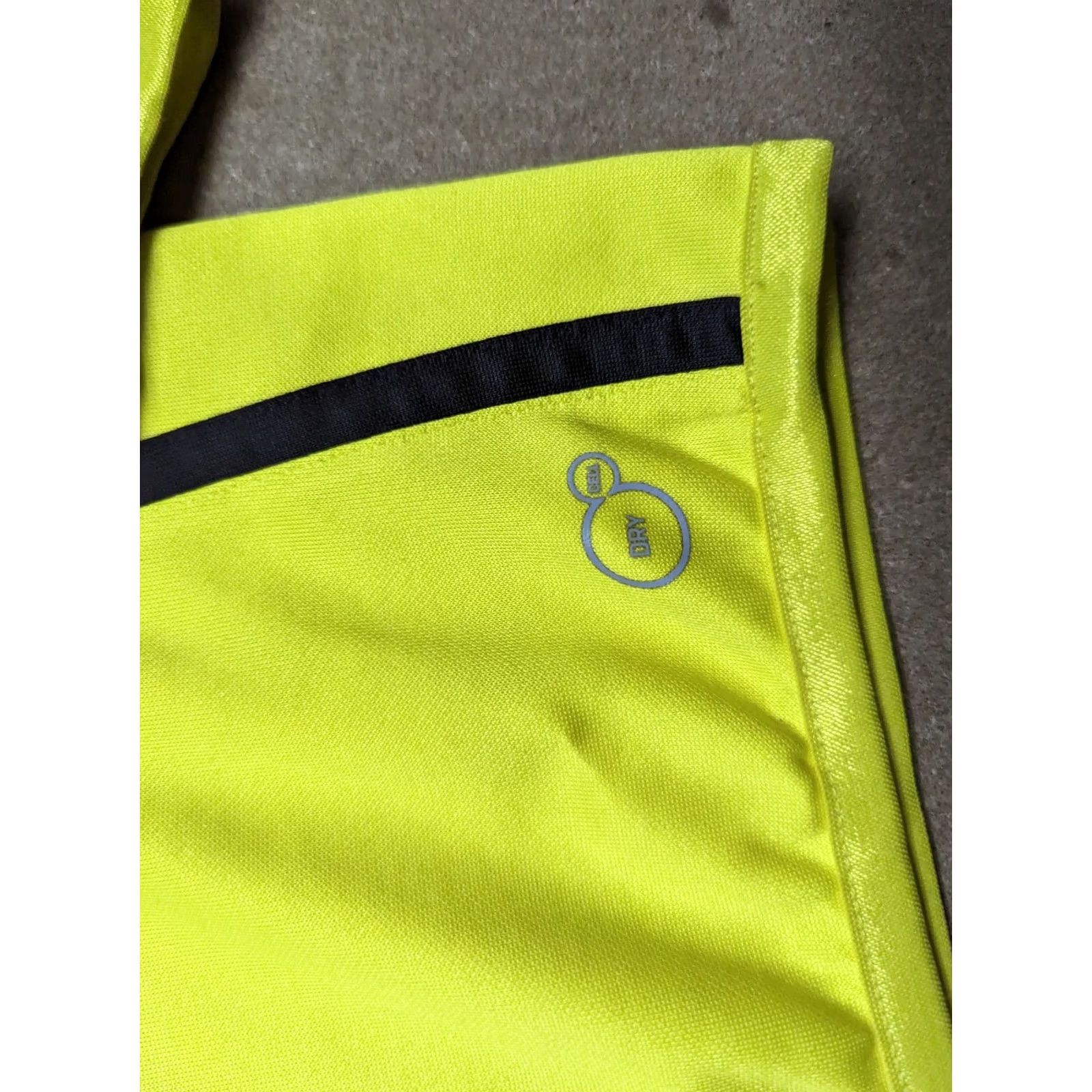 Puma Puma Dortmund 2013-2014 Mens Jacket Small Staff Issue Training Shirt Jersey Quick Dry Water Resistant Yellow Activewear Football Mens Size US S / EU 44-46 / 1 - 7 Thumbnail