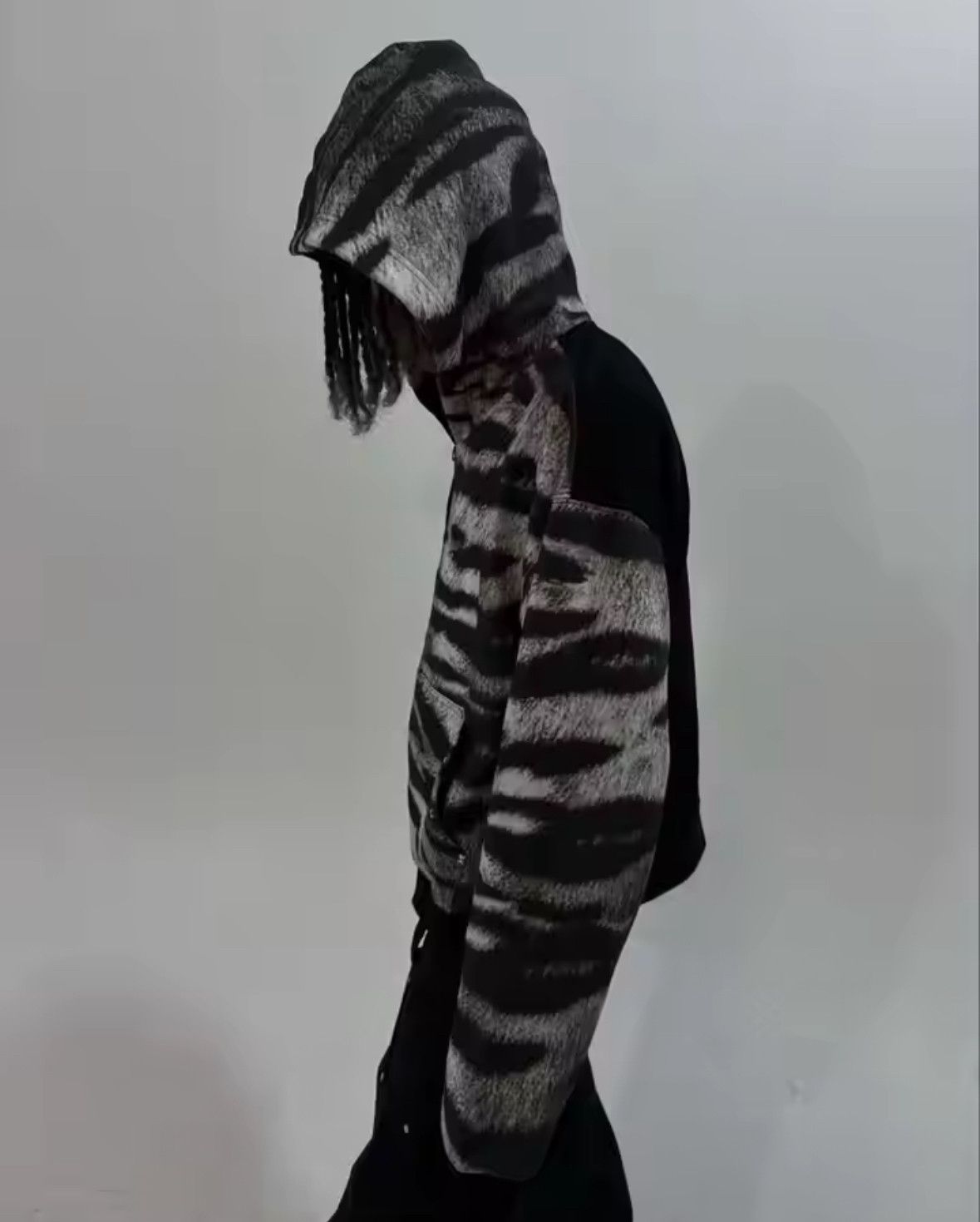 Other Fashion Punk Grunge Yin Yang Zebra Pattern Zipper Hoodies Size US M / EU 48-50 / 2 - 3 Thumbnail