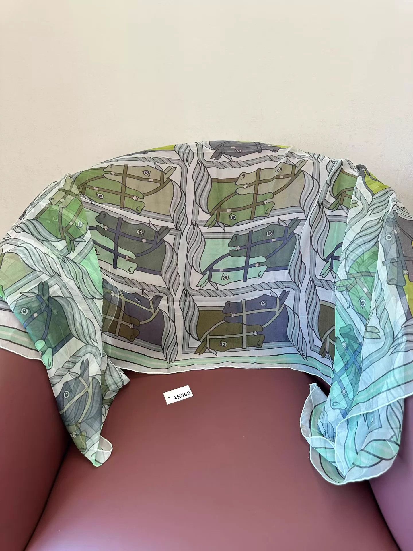Hermes Hermès 1-sided Mulberry Silk Scarf 180x66 AE868 Size ONE SIZE - 1 Thumbnail
