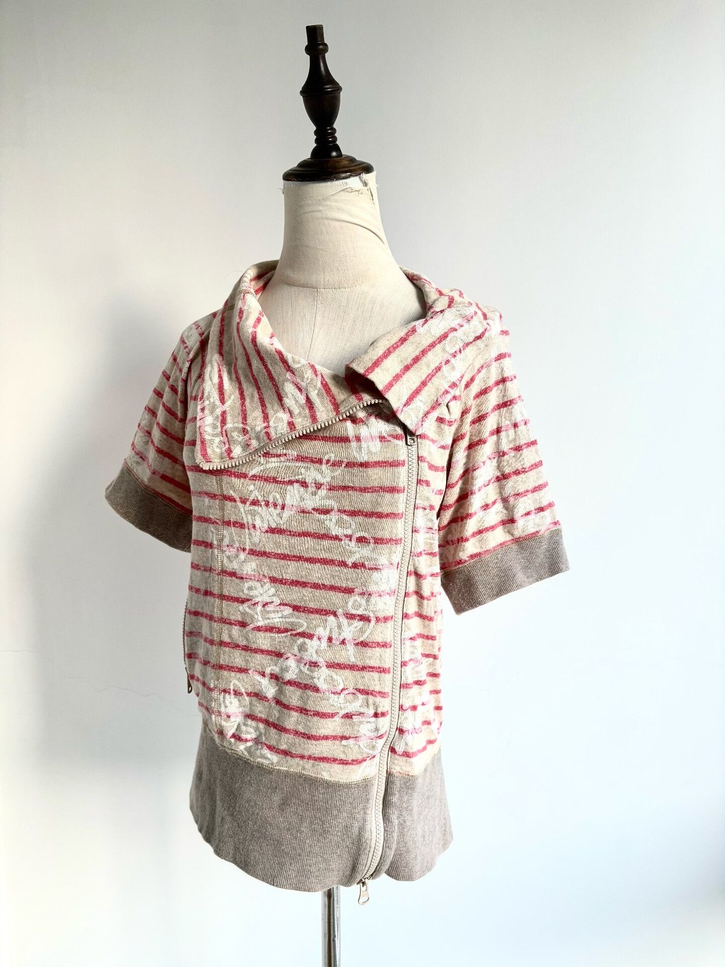 Vivienne Westwood Vivienne Westwood Striped Short Sleeve Sweatshirt Size M / US 6-8 / IT 42-44 - 1 Thumbnail
