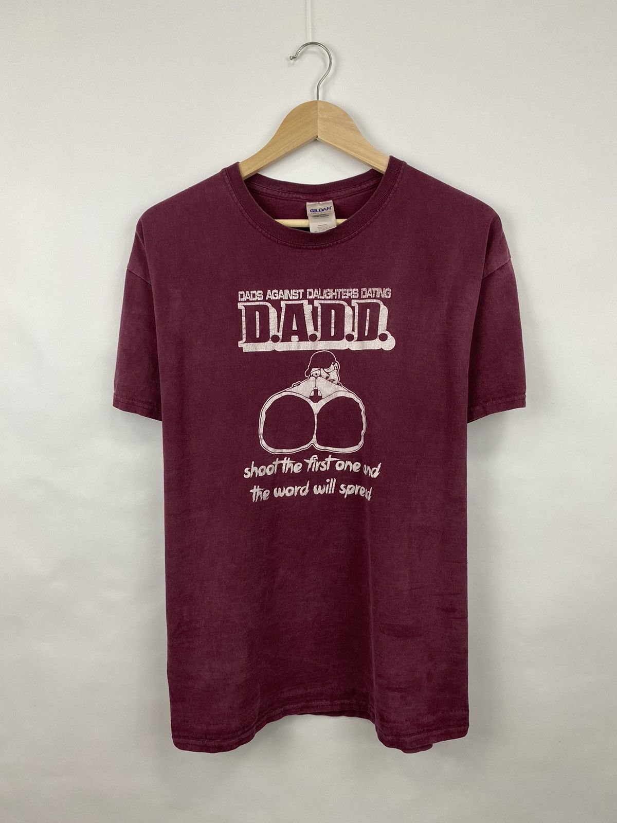 Gildan 🇺🇸 Vintage 90S DADD Dads Against Daughters Dating t-shirt Y2K Size US XL / EU 56 / 4 - 3 Thumbnail