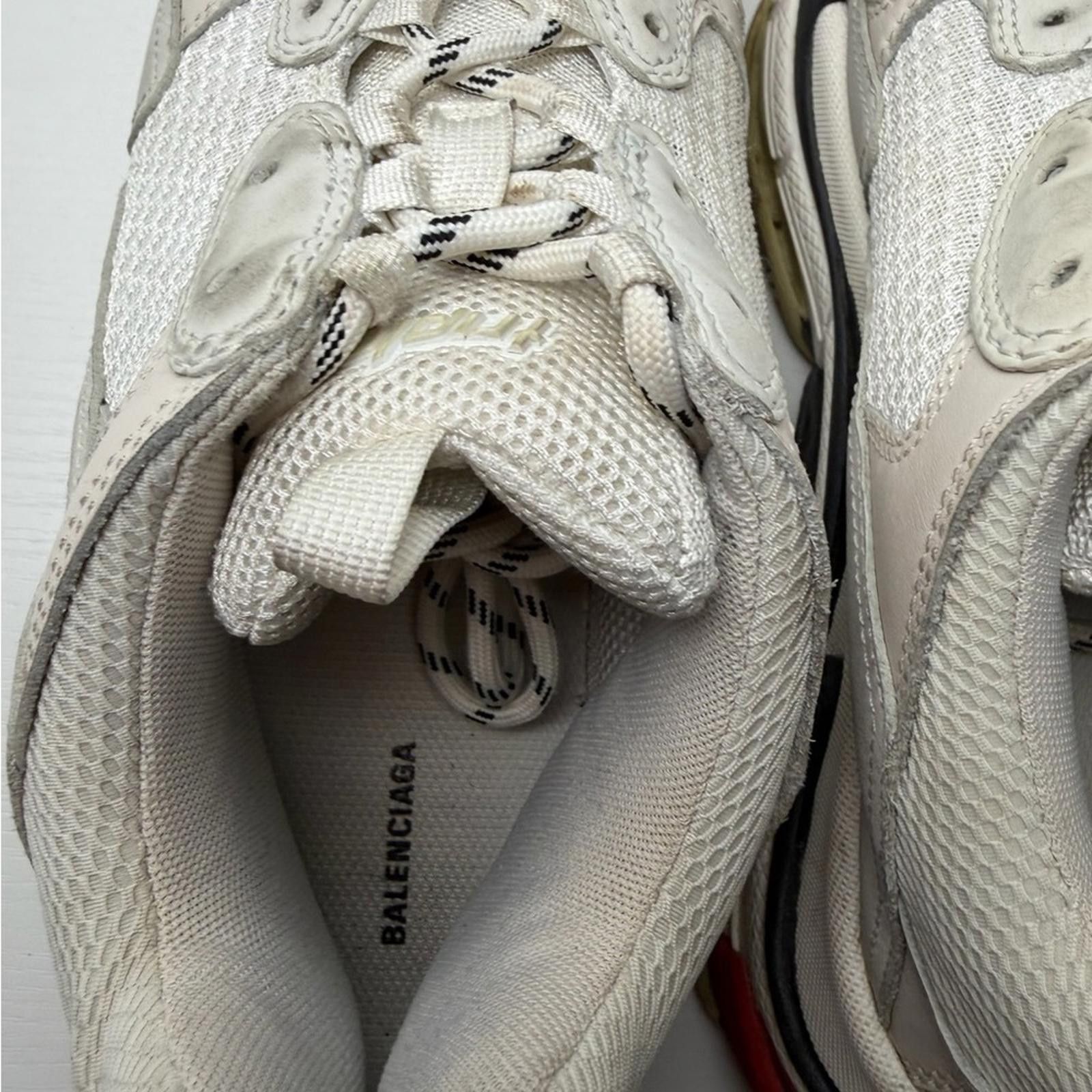Balenciaga Balenciaga Triple S Sneakers Men’s SZ 44 US 11 White Cream Size US 11 / EU 44 - 5 Thumbnail