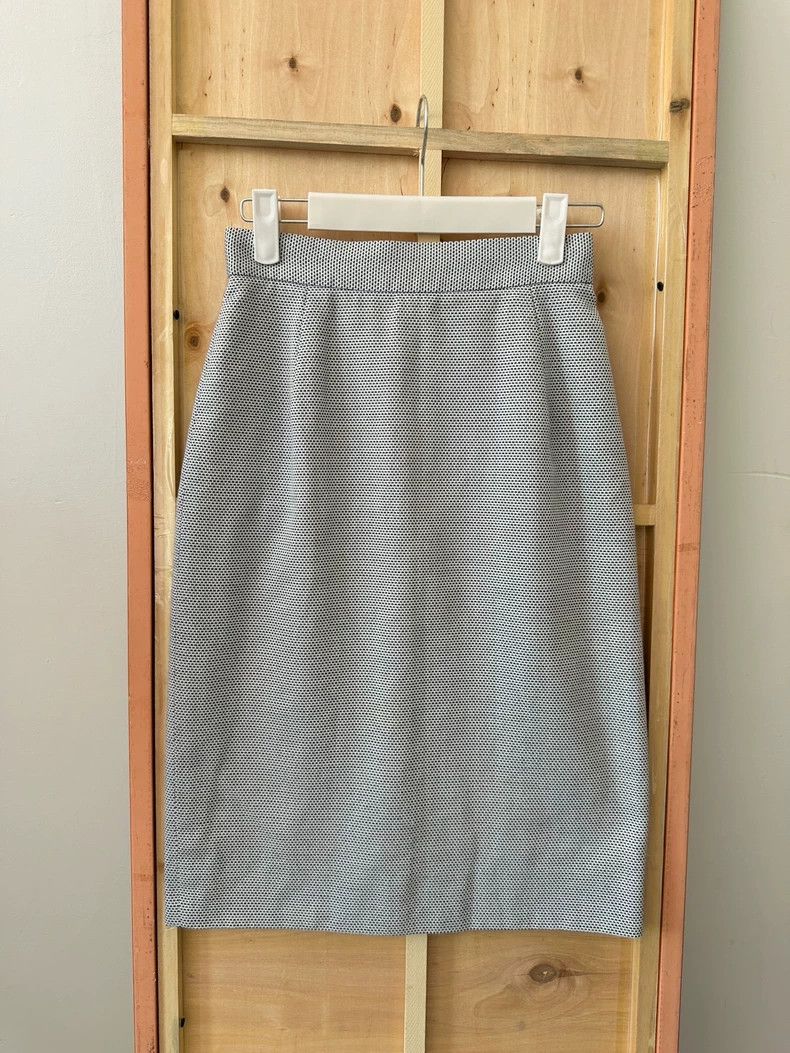 Vivienne Westwood Vivienne Westwood sizeM short skirt Size 32" / US 10 / IT 46 - 6 Thumbnail