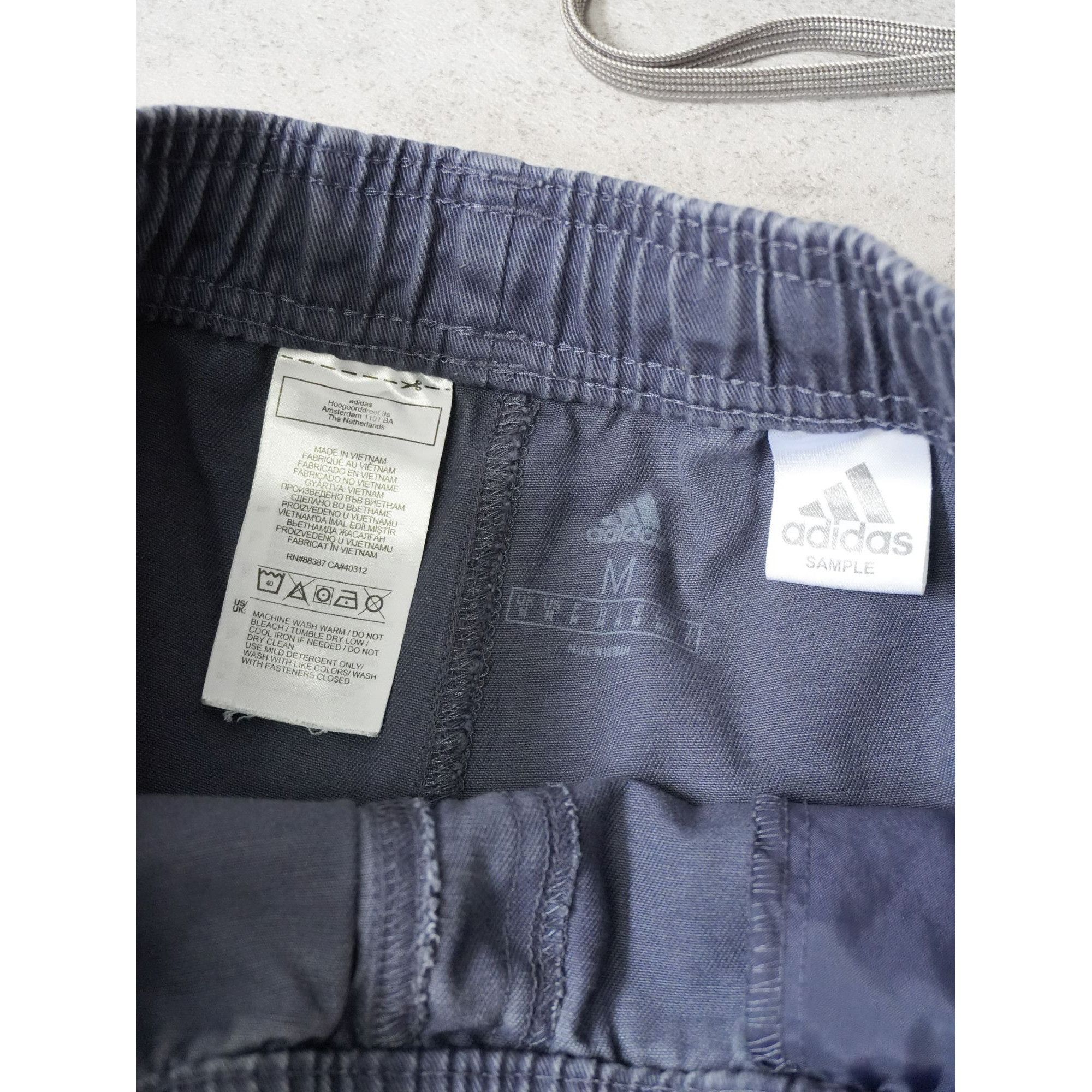 Adidas Adidas Navy Cargo Shorts Size US 33 - 4 Thumbnail
