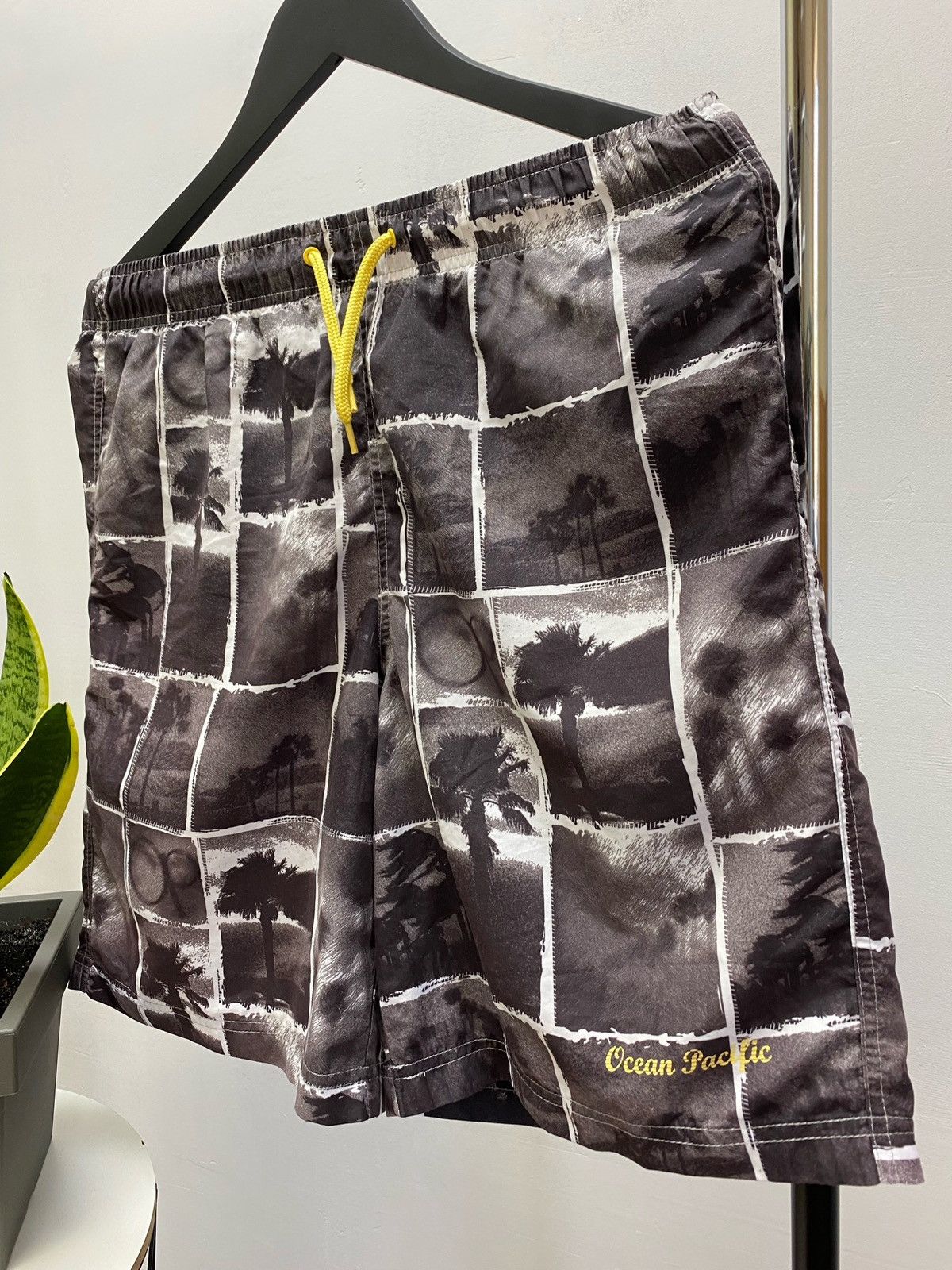 Ocean Pacific × Vintage Vintage Y2K Ocean Pacific Hurricane Shorts Size US 32 / EU 48 - 3 Thumbnail