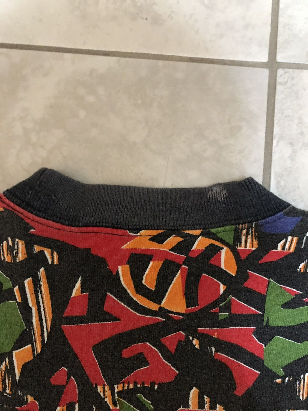 Jordan Brand Rare vintage 90s Nike Jordan geometric abstract art t shirt Size US M / EU 48-50 / 2 - 8 Thumbnail
