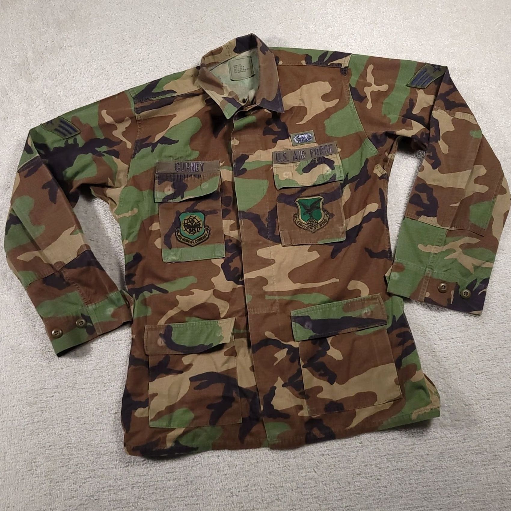 Vintage VINTAGE Air Force Jacket Mens M Long Camouflage 436th Airlift Wing Patch 90s USA Army Military Button Pockets Logo Embroidered Size US M / EU 48-50 / 2 - 2 Thumbnail