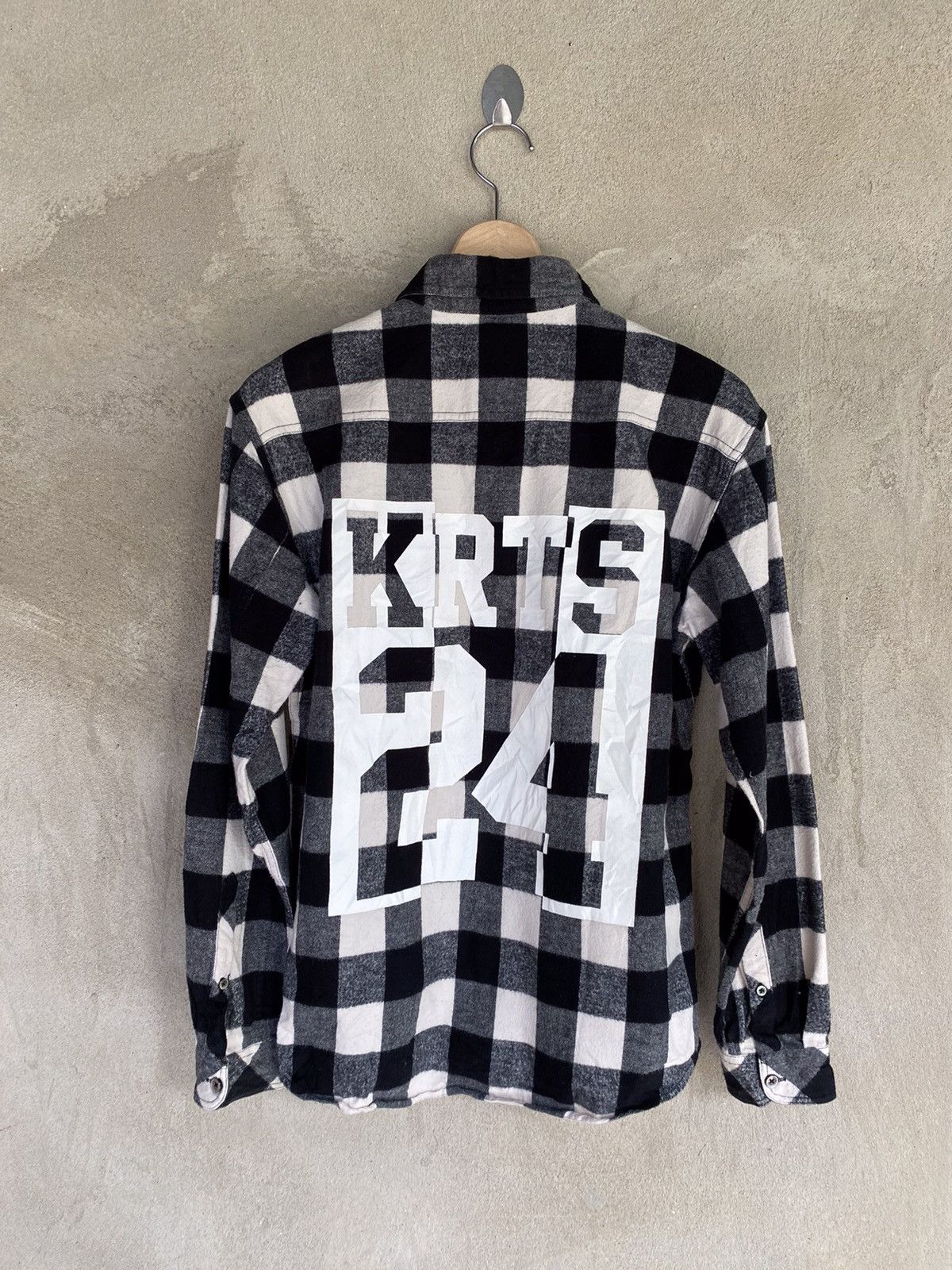 Japanese Brand 24karats Spellout Plaid Tartan Flannel Shirt Size US S / EU 44-46 / 1 - 8 Thumbnail