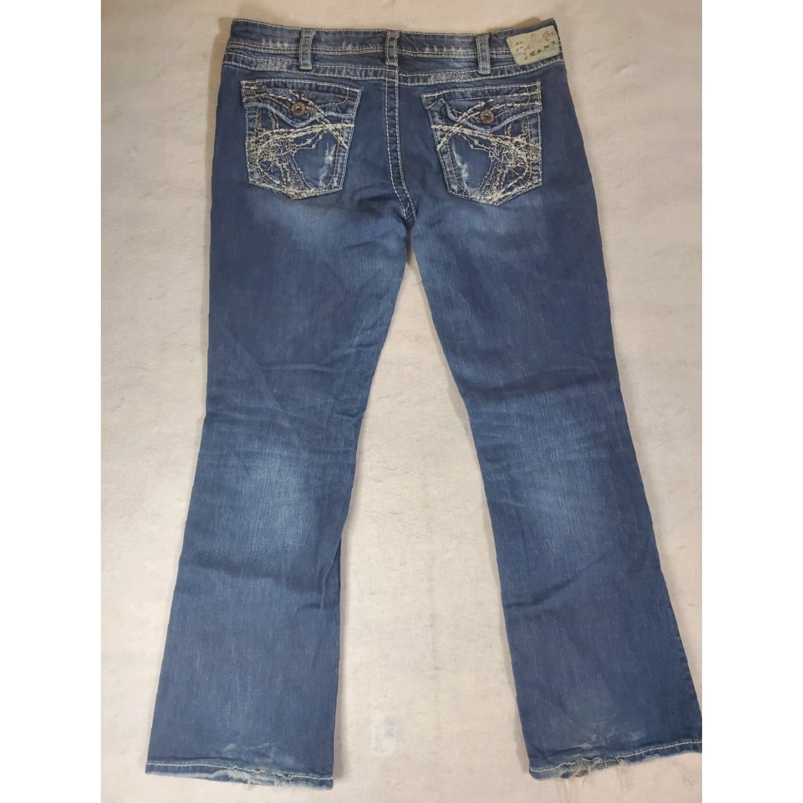 Silver Jeans Co. VINTAGE not applicable here; Silver Jeans Berkley Surplus Bootcut Distressed 5-Pocket Womens 32x31 Blue Jeans Size 24" / US 00 / IT 34 - 5 Thumbnail