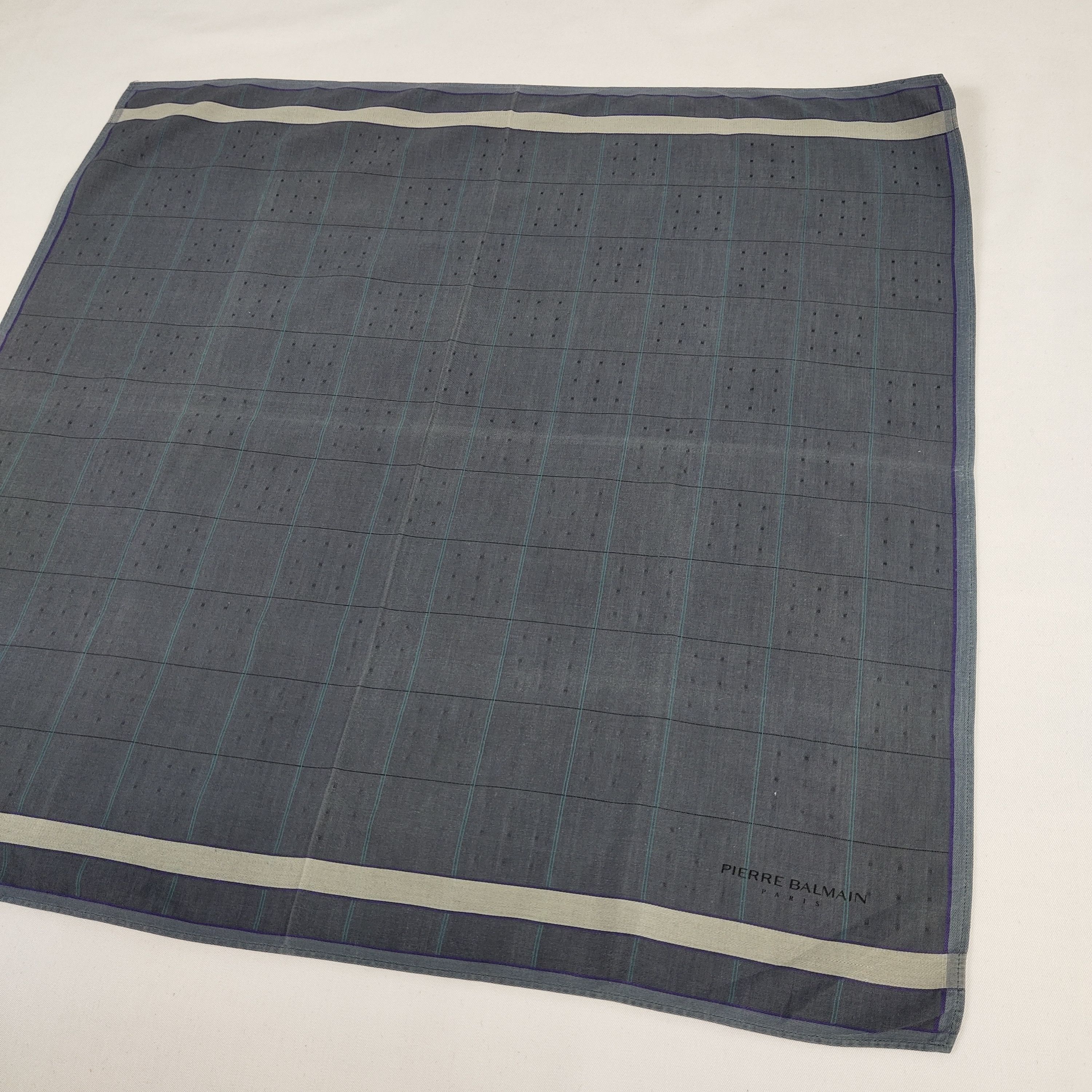Pierre Balmain × Vintage Pierre Balmain Handkerchief / Neckerchief / Bandana FZ690 Size ONE SIZE - 4 Thumbnail