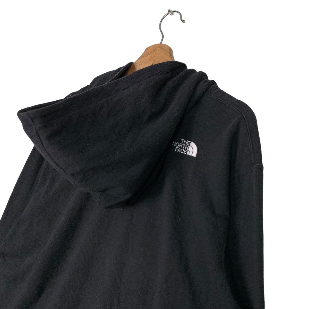 The North Face THE NORTH FACE Center Logo Pullover Hoodies #0777-C35 Size US XL / EU 56 / 4 - 9 Thumbnail
