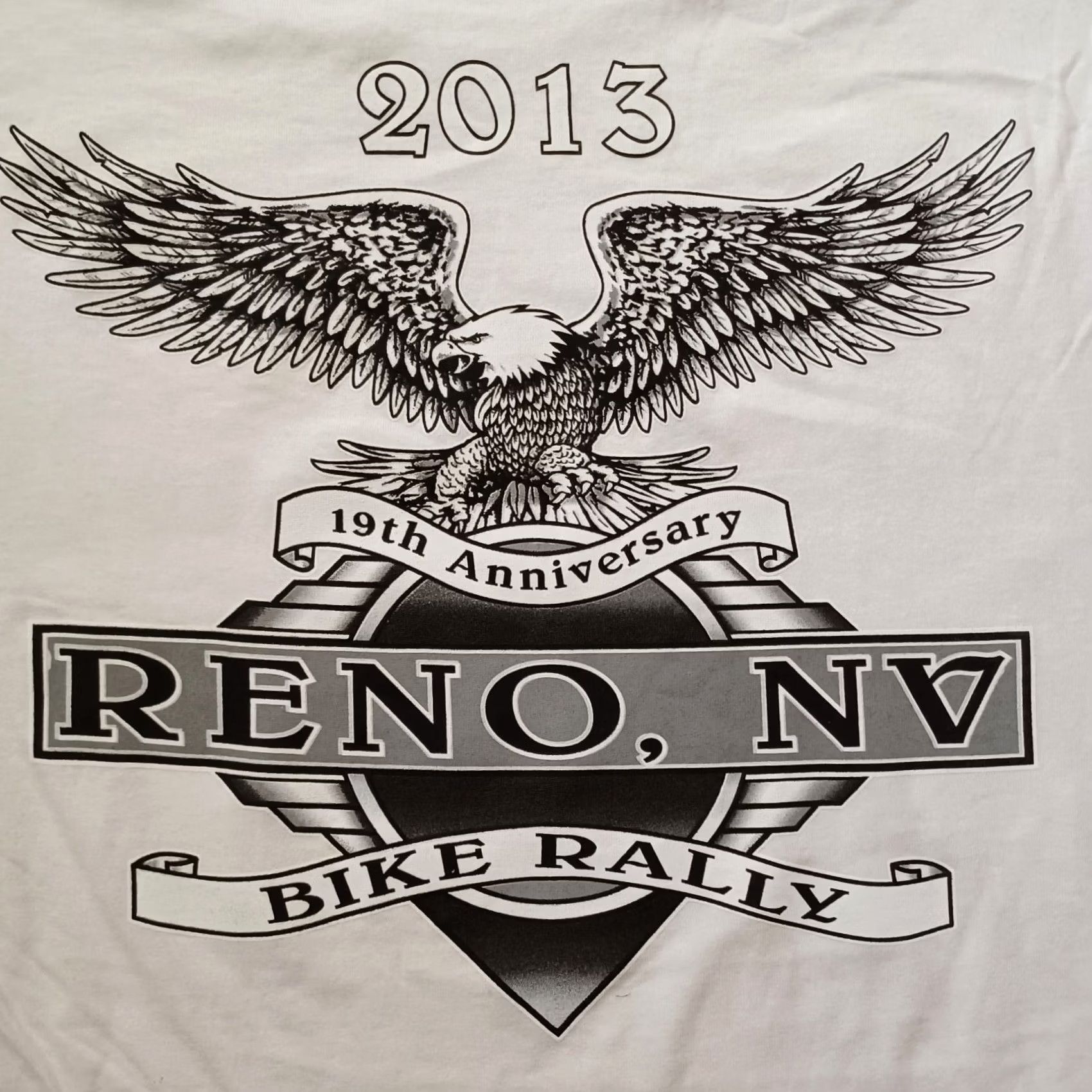 Gildan Reno NV Bike Rally Mens Shirt L White 19th Anniversary Double Side Graphic 2013 Size US L / EU 52-54 / 3 - 2 Thumbnail