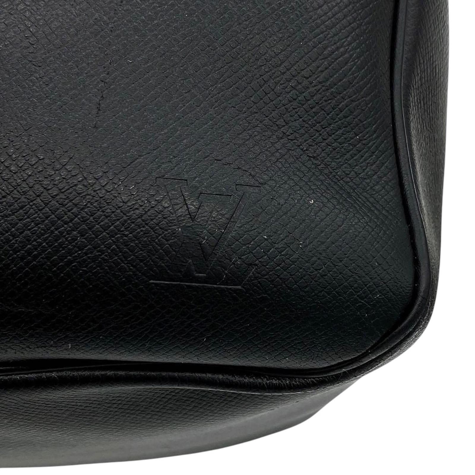 Louis Vuitton Louis Vuitton - Black Leather Kendall Size ONE SIZE - 7 Thumbnail