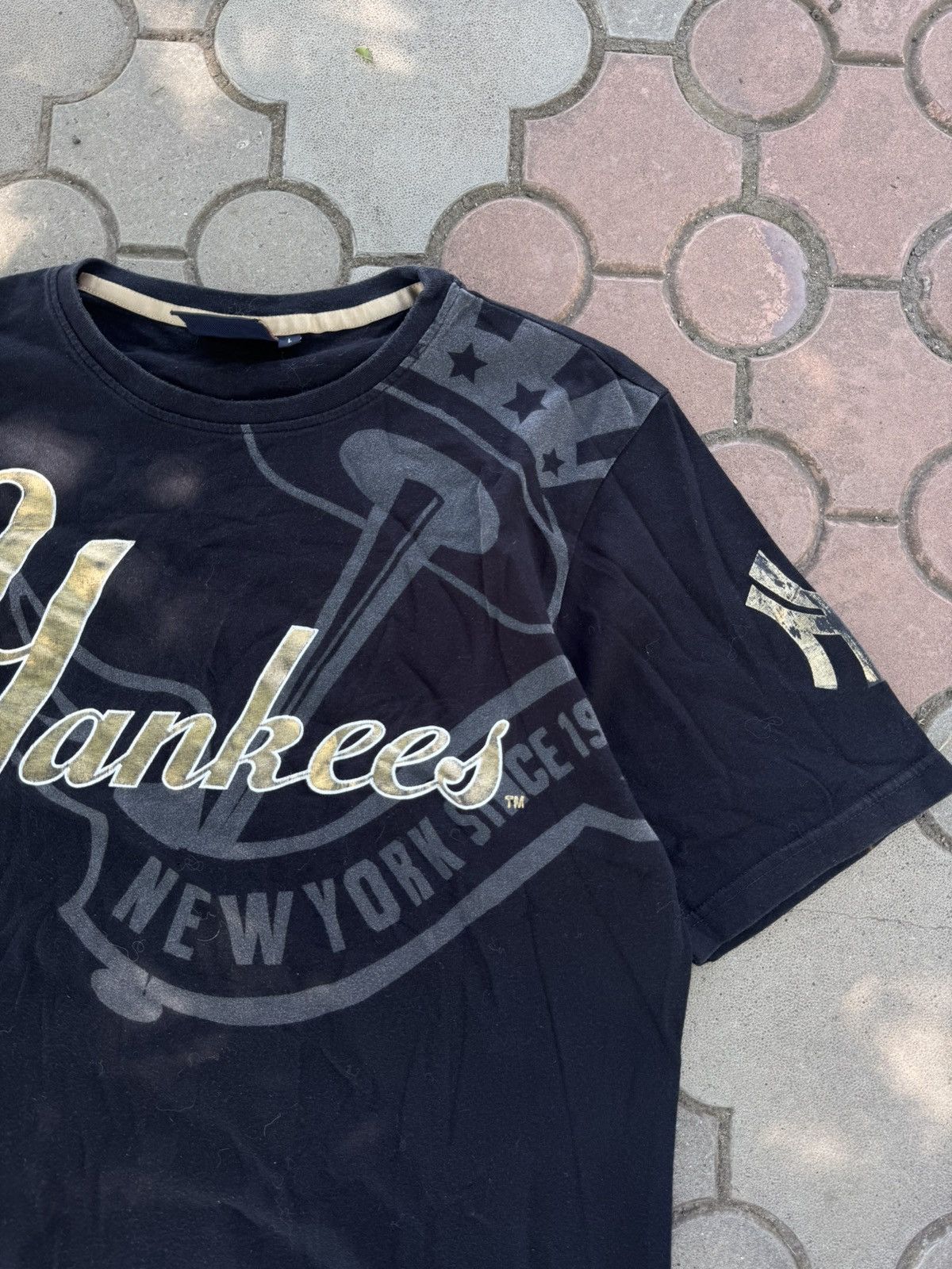 New York Yankees Vintage New York Yankees Big Logo Tee Shirt Oversized Size US L / EU 52-54 / 3 - 3 Thumbnail