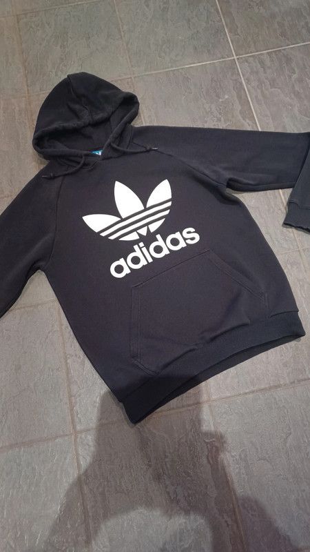 Adidas Adidas Hoodie – Black & in Great Condition! Size US M / EU 48-50 / 2 - 3 Thumbnail