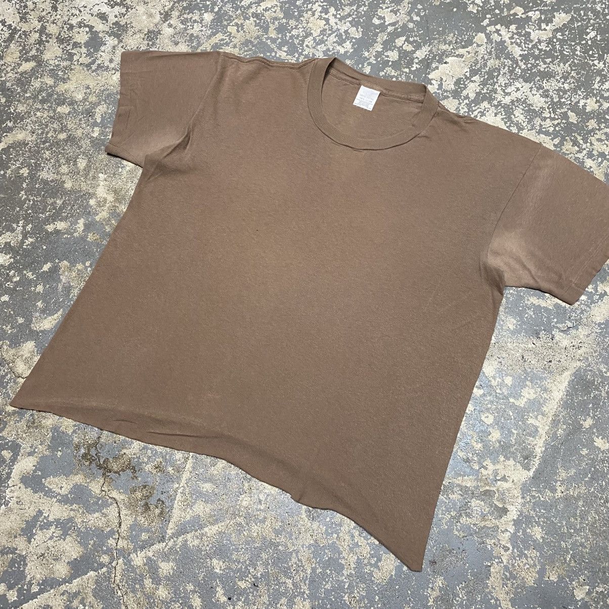 Vintage Vintage Brown Faded Blank Single Stitch Cropped Tshirt Size US L / EU 52-54 / 3 - 2 Thumbnail