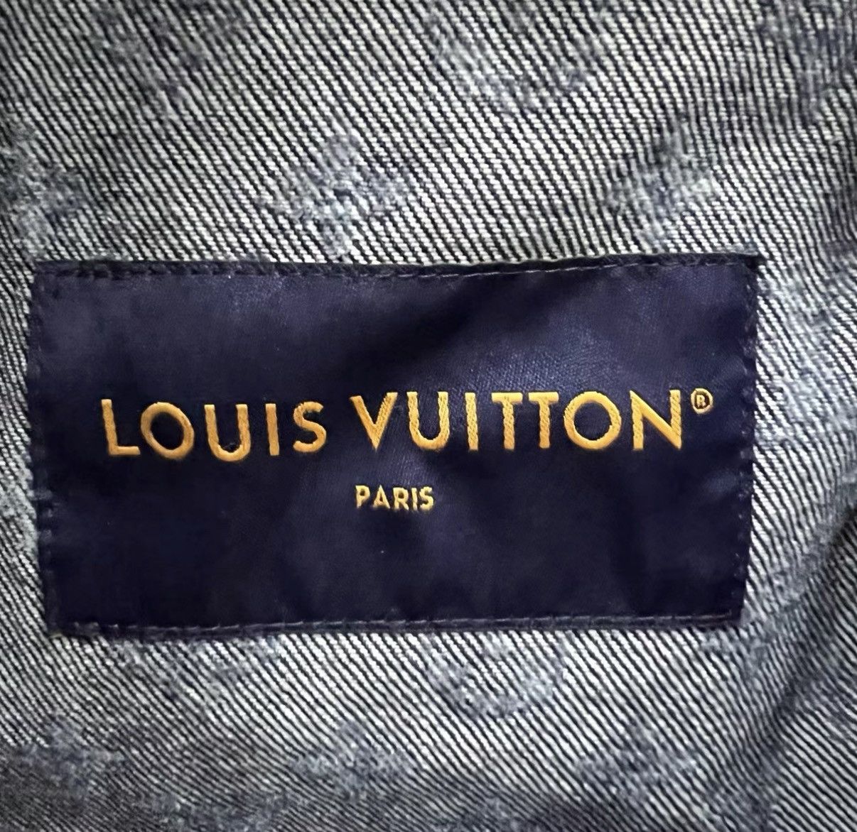 Louis Vuitton Louis Vuitton 26 Spring Collection Monogram Denim Jacket J41 Size US M / EU 48-50 / 2 - 3 Thumbnail