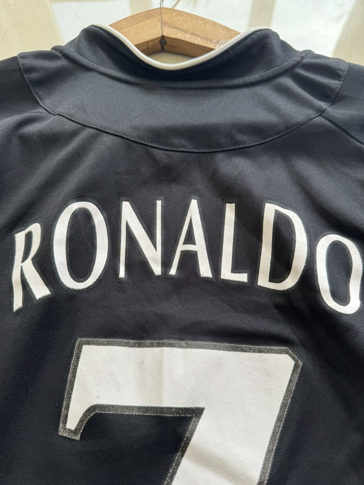 Vintage Ronaldo #7 Manchester United 2003-2005 Bootleg Soccer Jersey Size US XL / EU 56 / 4 - 7 Thumbnail