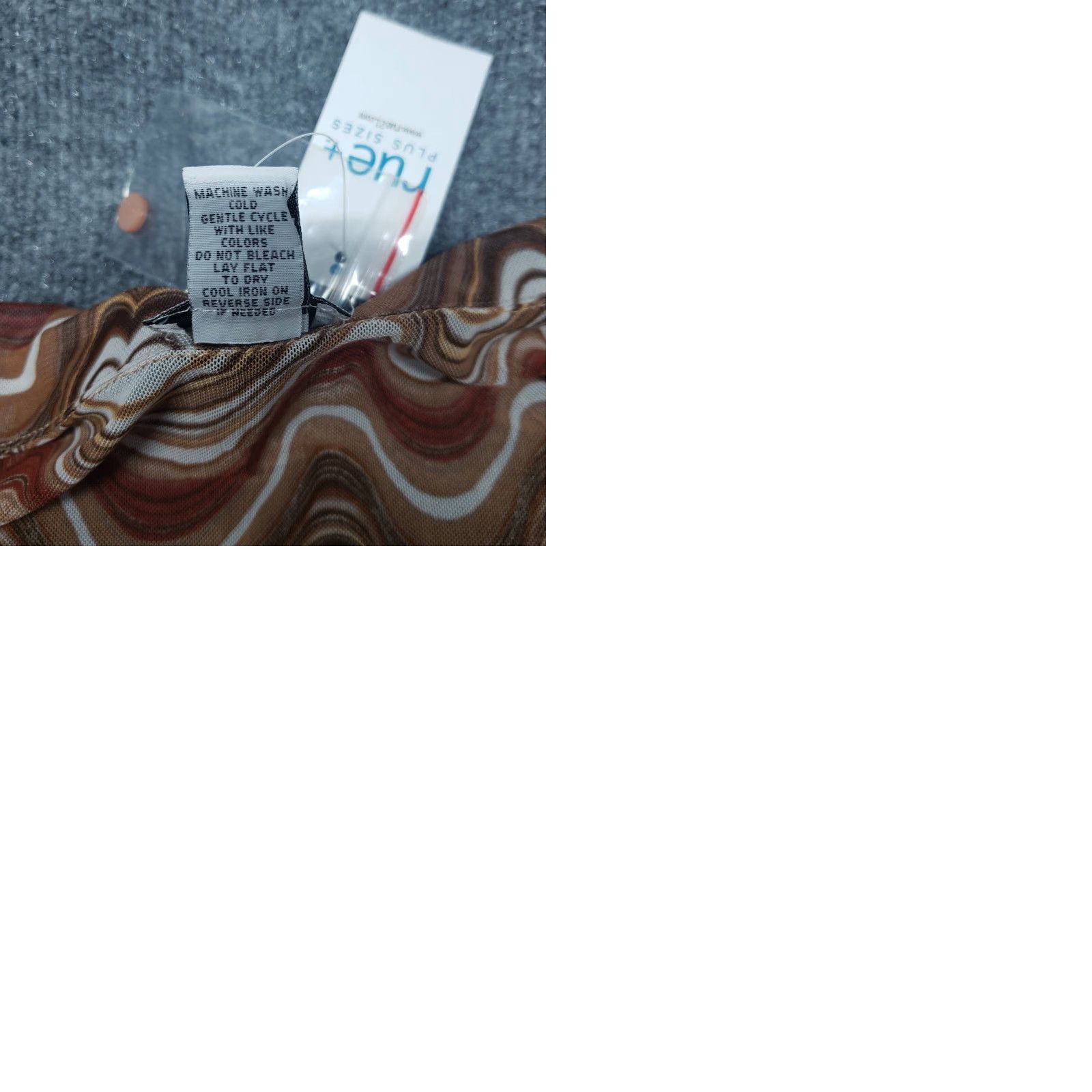 Vintage **Rue21 Brown Wavy Retro 4X Plus Size Cardigan Jacket Dress** User: Rue21 Brown Wavy Retro 4X Plus Size Cardigan Jacket Dress Size XXL / US 16-18 / IT 52-54 - 9 Thumbnail