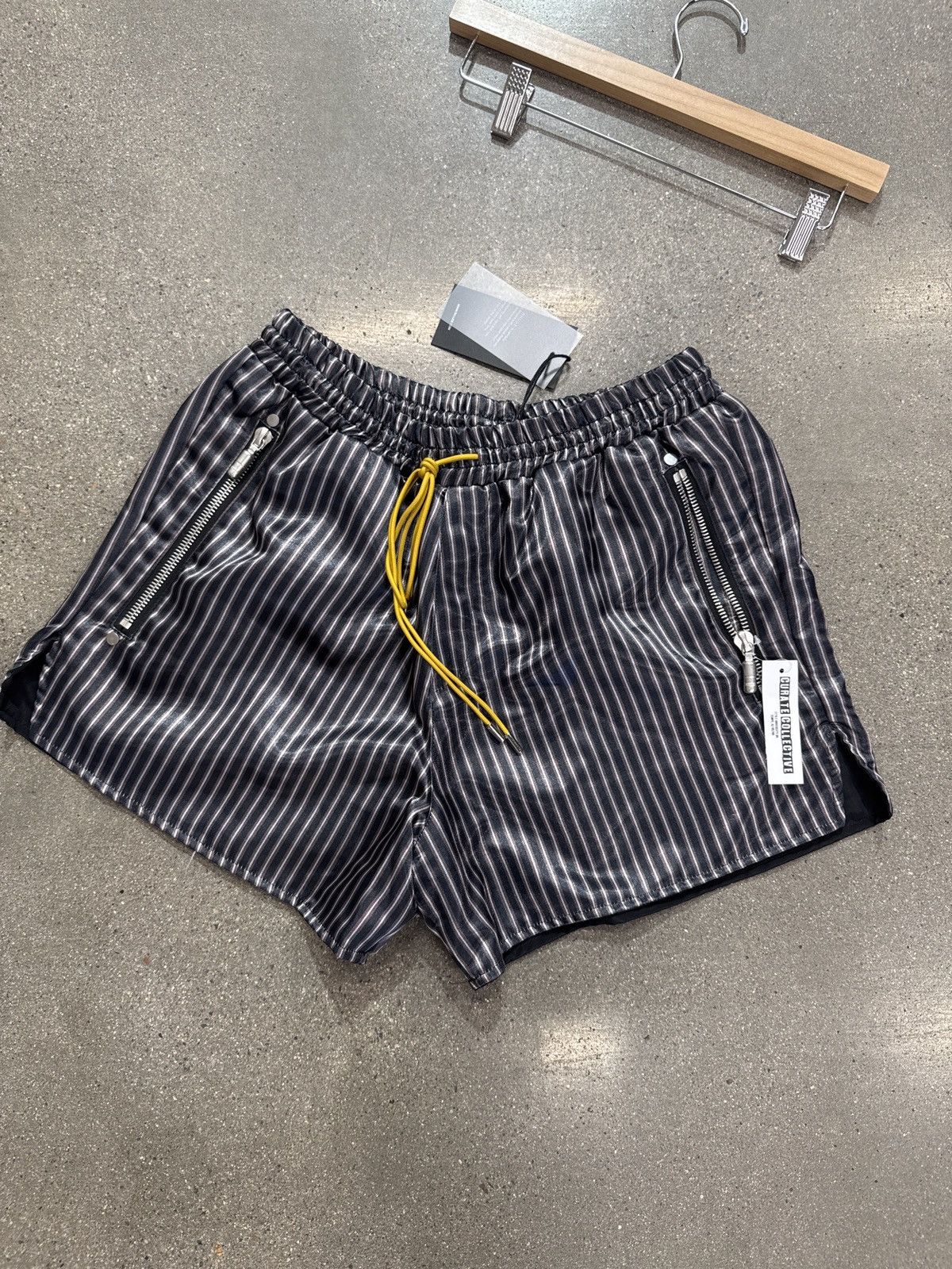 Rhude Rhude Rivet Shorts Size US 32 / EU 48 - 1 Thumbnail