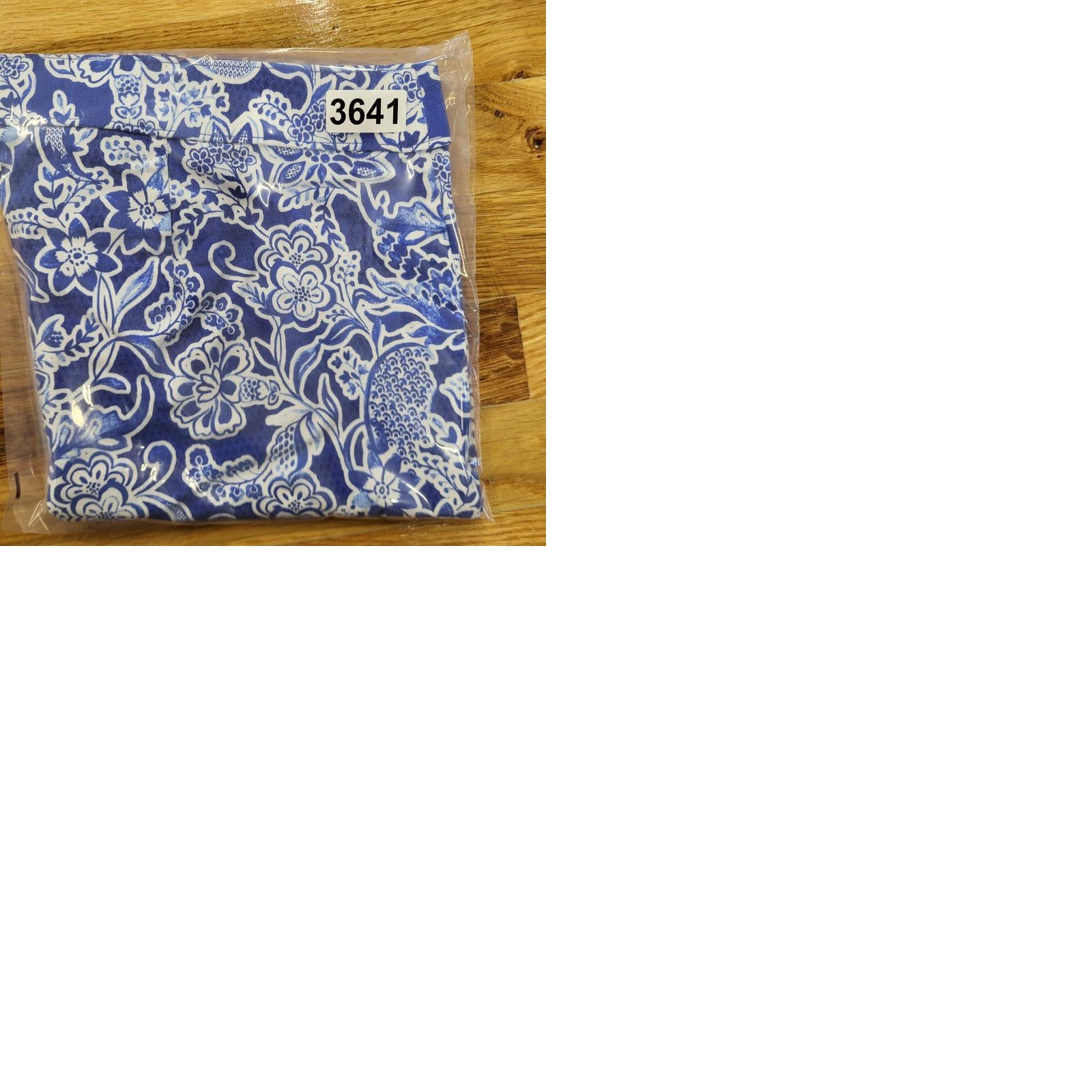 Vintage Rafaella Shorts Bermuda Floral Abstract Artsy Paisley Blue Womens 16 Stretch Pocket Built-In Size 16 Regular Size 38" / US 16 / IT 52 - 9 Thumbnail