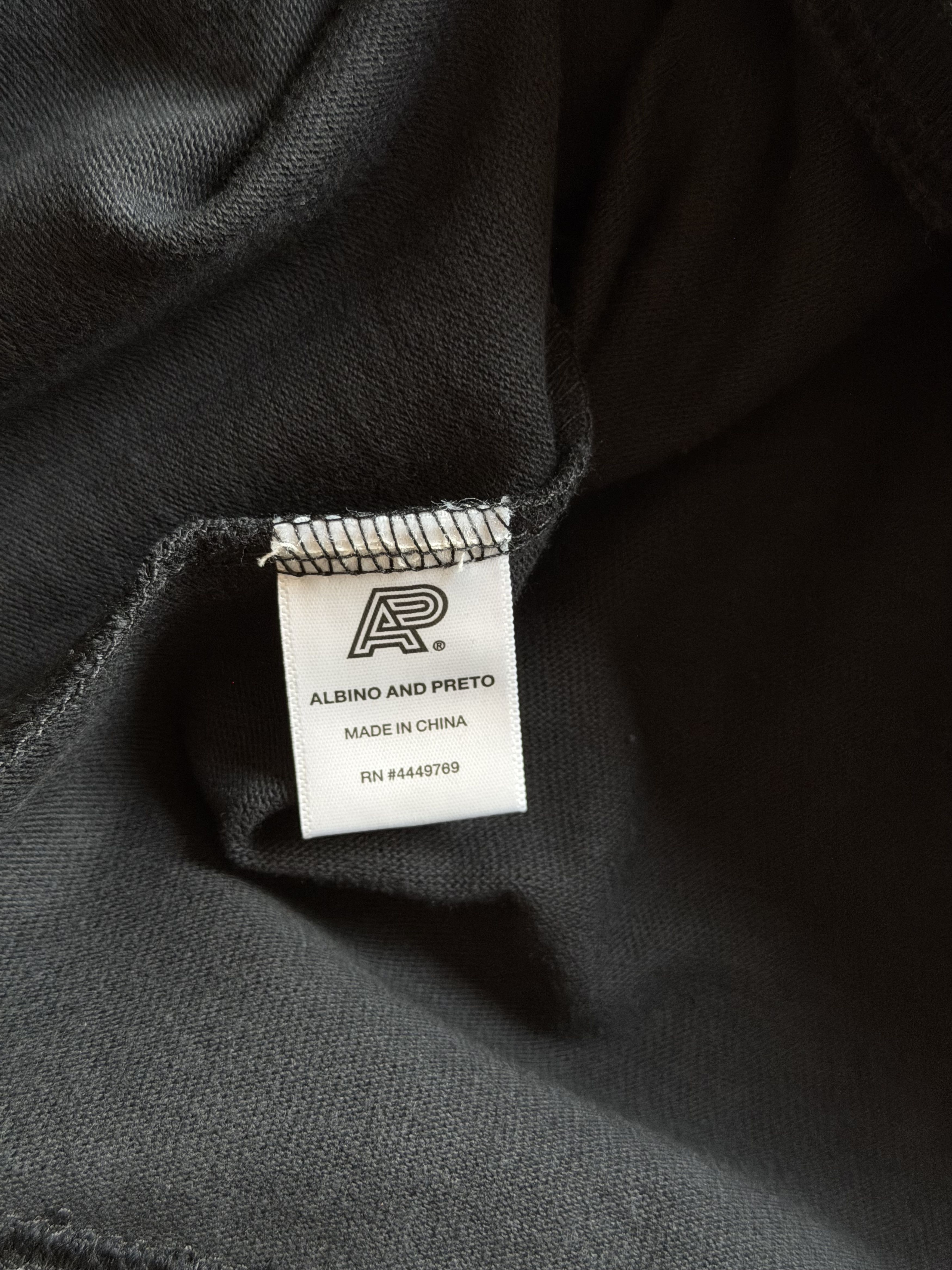Oakley Albino & Preto Oakley Vert Tee in Black Size US L / EU 52-54 / 3 - 6 Thumbnail