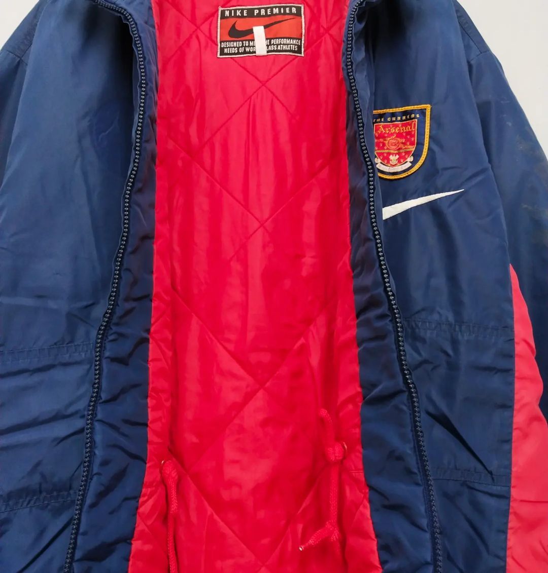 Nike × Vintage Vintage 90s Nike Premier Arsenal FC Bench Jacket Coat Puffer Size US L / EU 52-54 / 3 - 4 Thumbnail