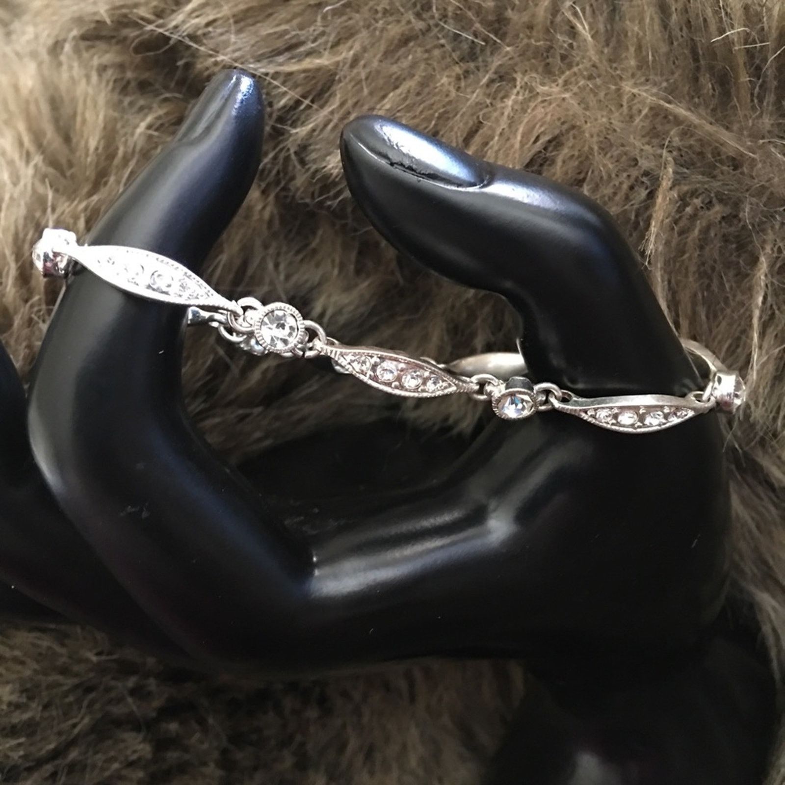 Jewelry Silver tone clear rhinestone bracelet 7.5” Size ONE SIZE - 1 Thumbnail