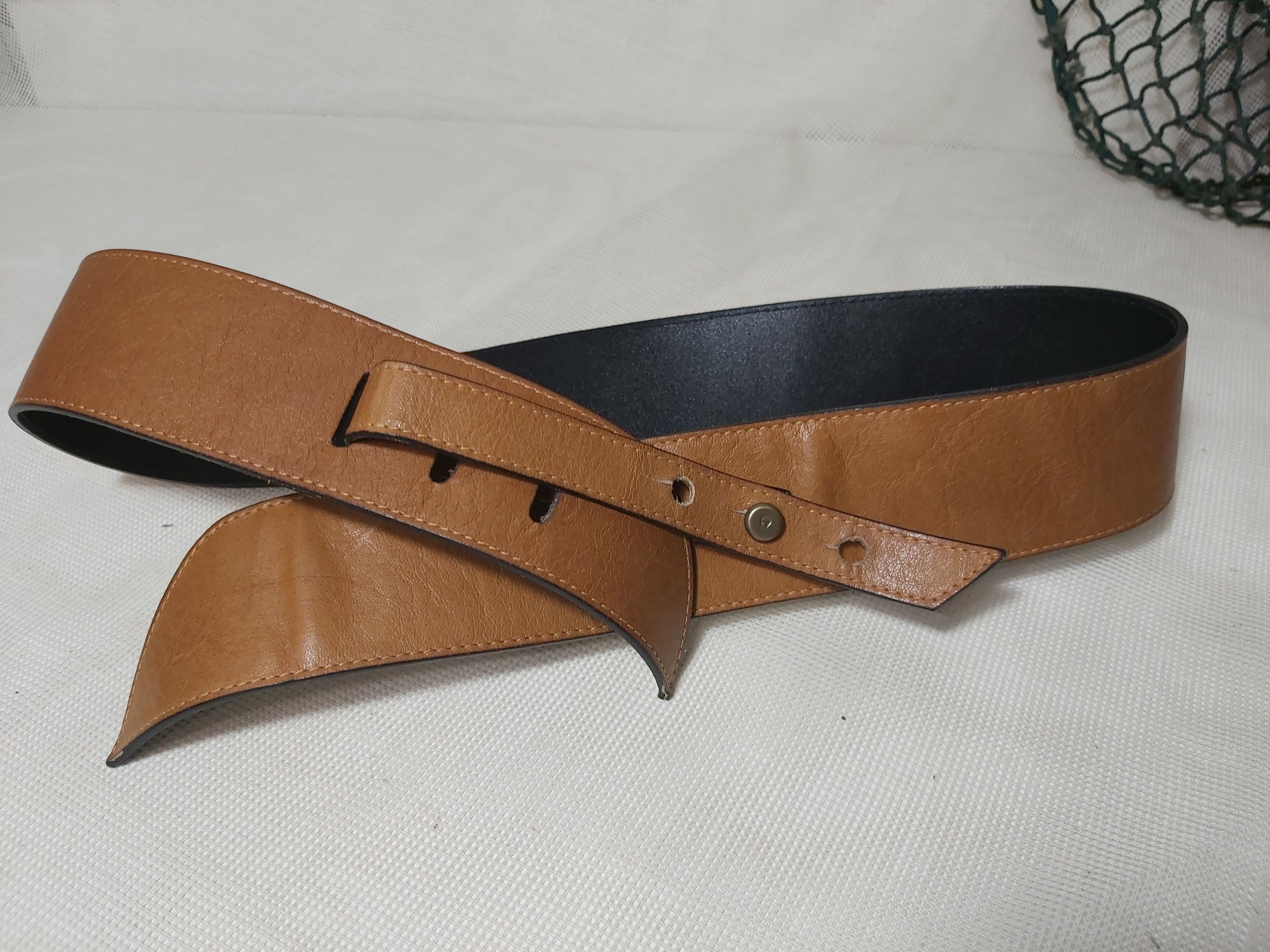 Etienne Aigner Etienne Aigner belt sash. Leather camel belt vintage Size ONE SIZE - 2 Thumbnail